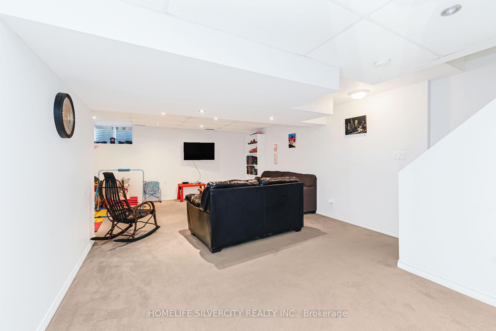 Photo 39 of Unit 27, 20 Shackleton Drive, Guelph, Grange Road — HOMEH