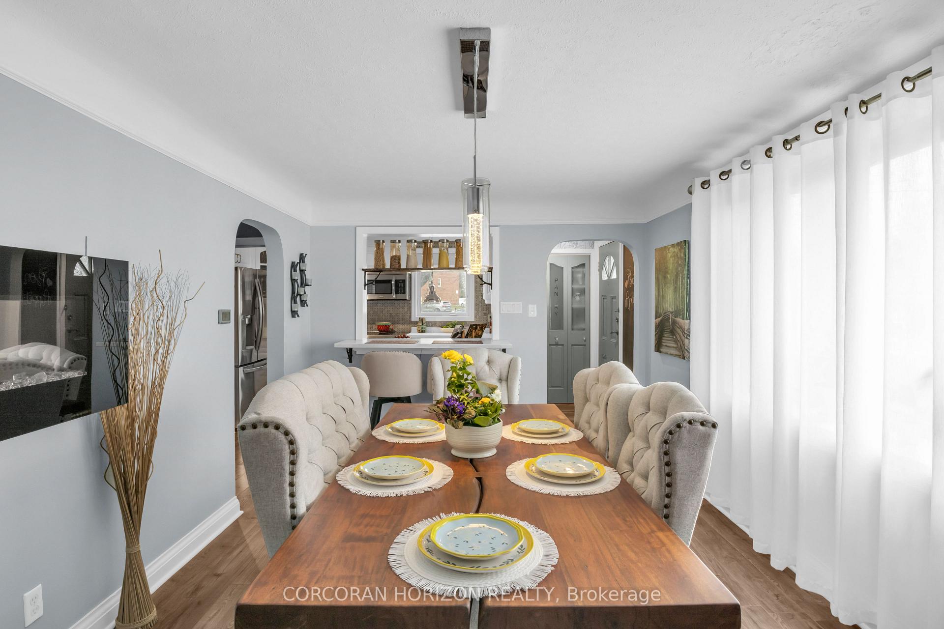 Photo 8 of 296 Weber Street E, Kitchener, King East — HOMEH