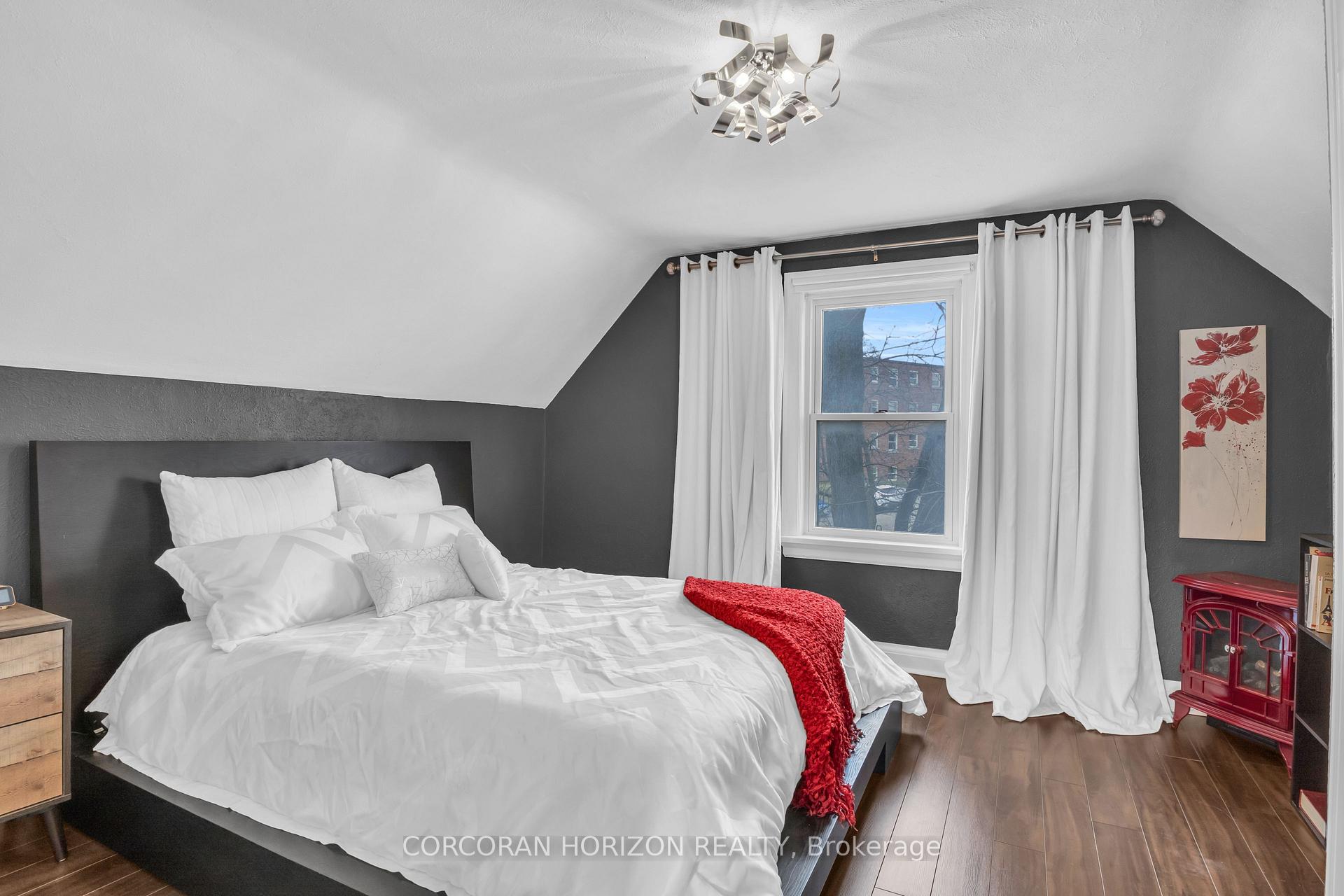 Photo 20 of 296 Weber Street E, Kitchener, King East — HOMEH
