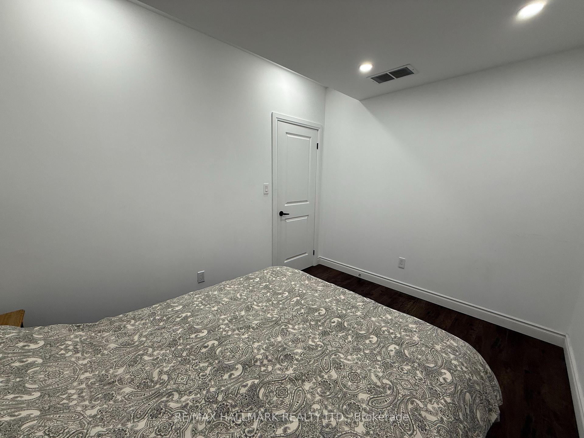 Photo 35 of Unit Lower Level, 91 Glensteeple Trail, Aurora, Aurora Estates — HOMEH