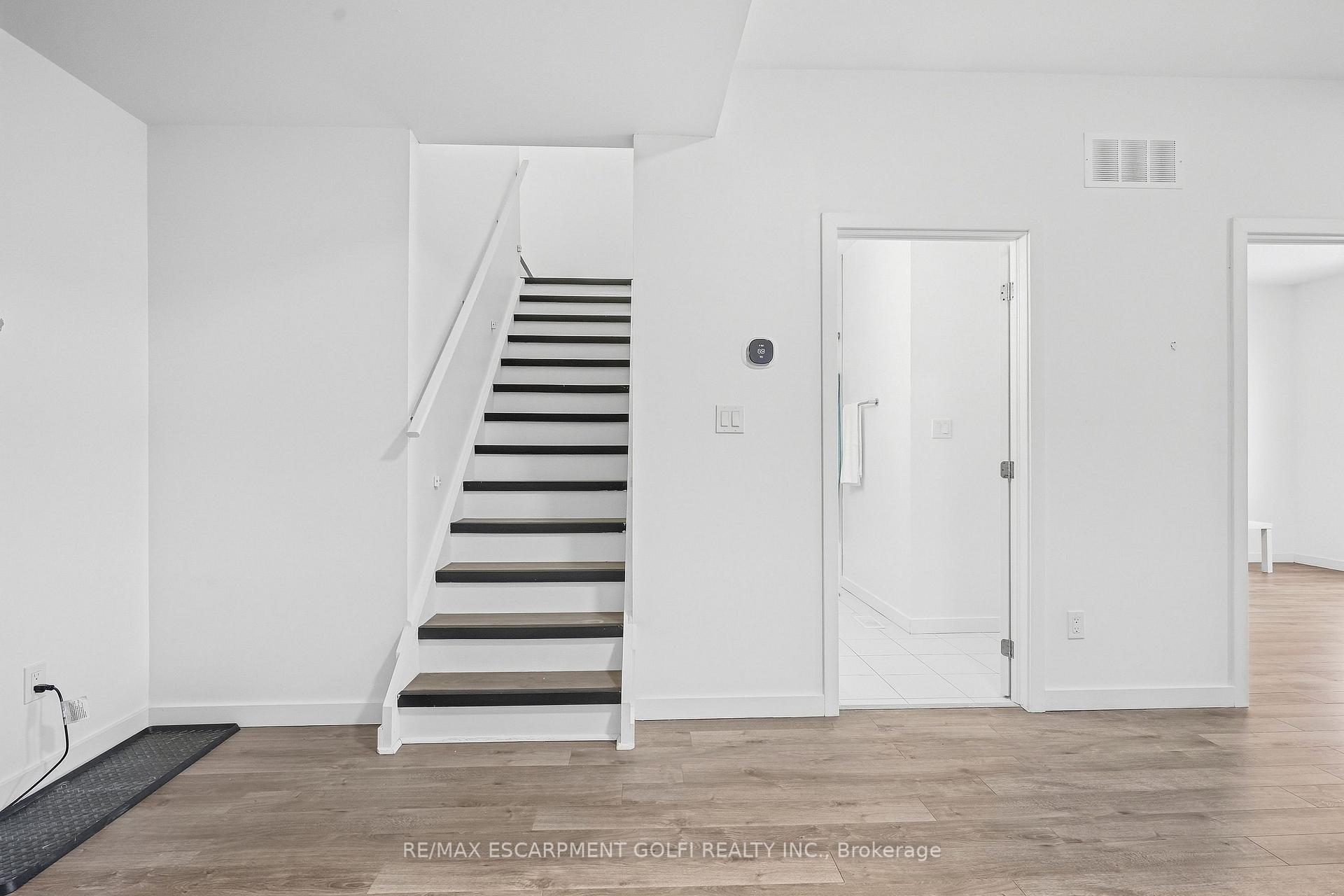 Photo 15 of 383 Chaffey Street, Welland, Lincoln/Crowland — HOMEH