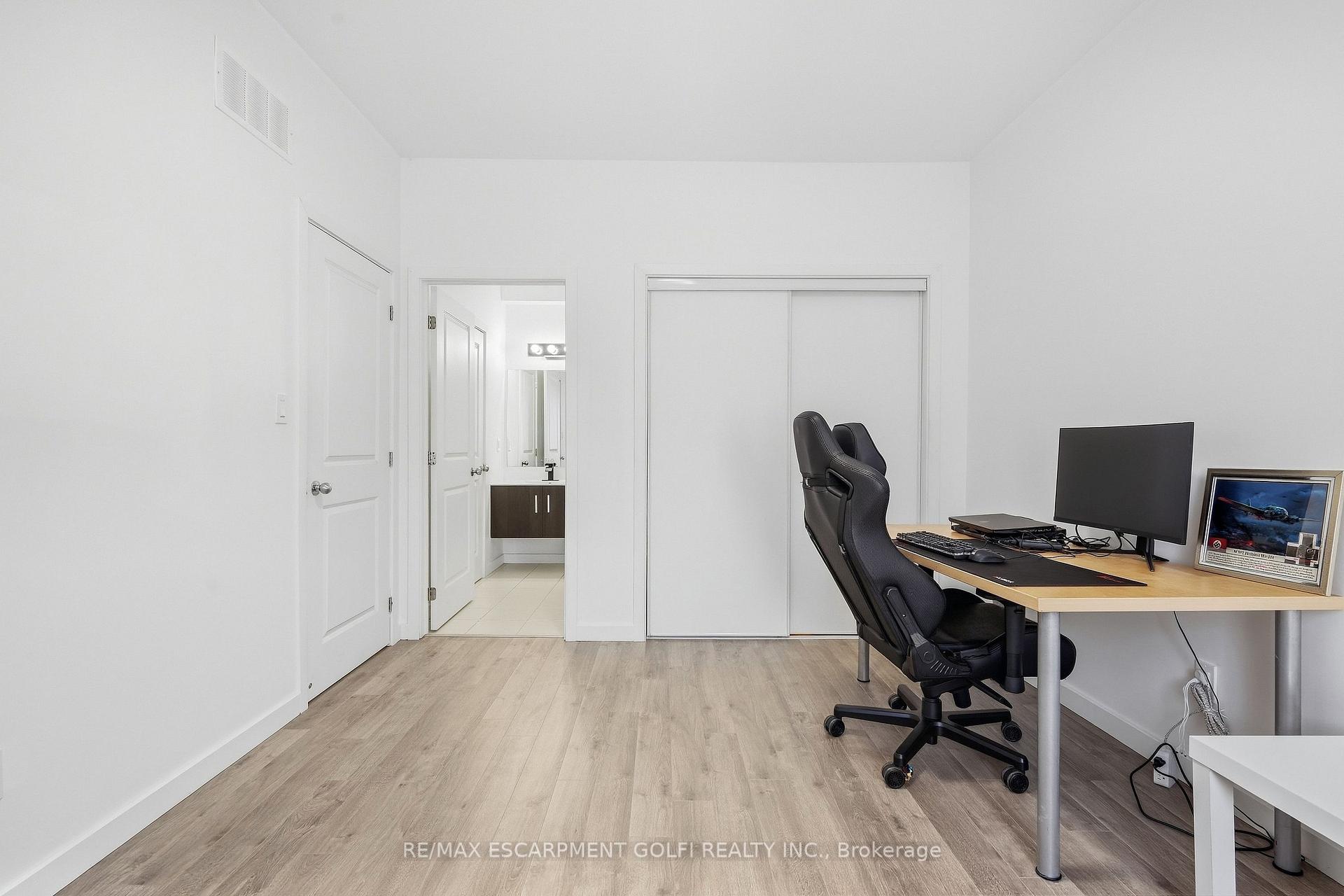 Photo 21 of 383 Chaffey Street, Welland, Lincoln/Crowland — HOMEH