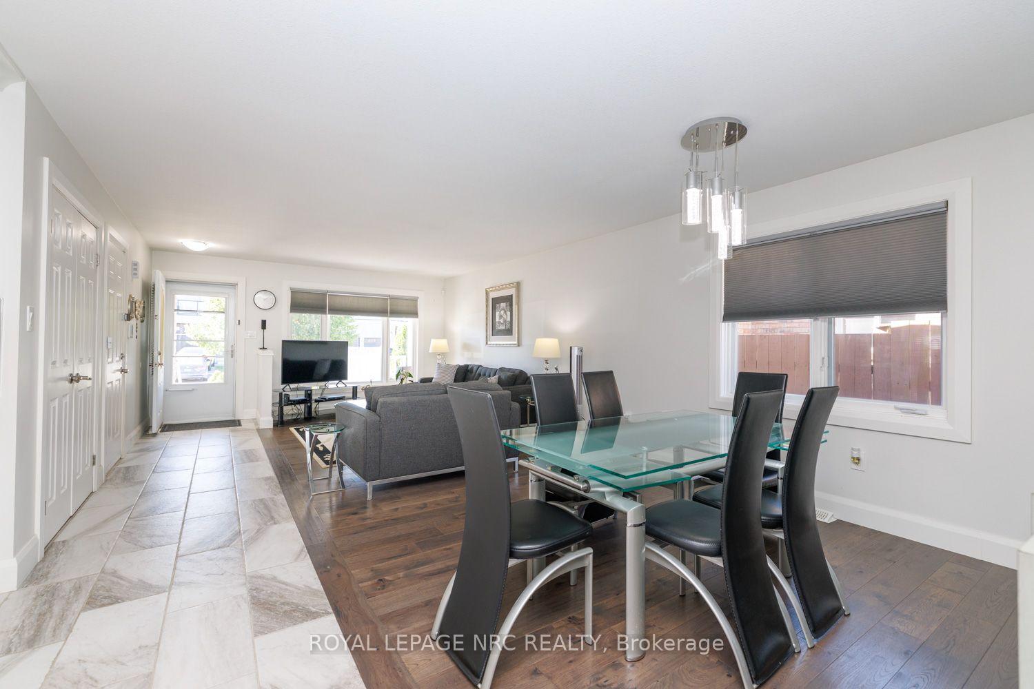 Photo 10 of 8057 Citation Road, Niagara Falls, Ascot — HOMEH