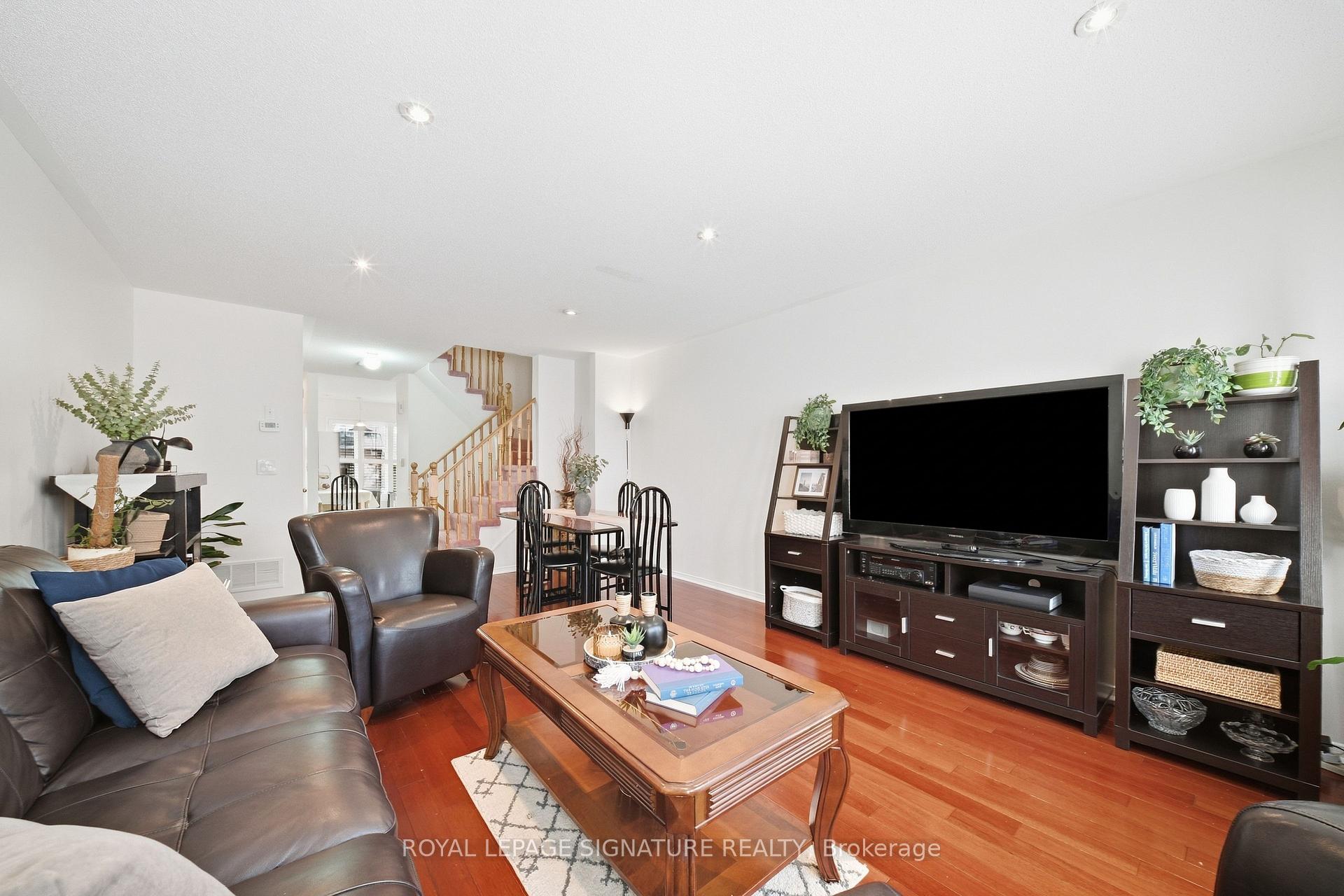 Photo 6 of Unit 552, 83 Mondeo Drive, Scarborough, Dorset Park — HOMEH