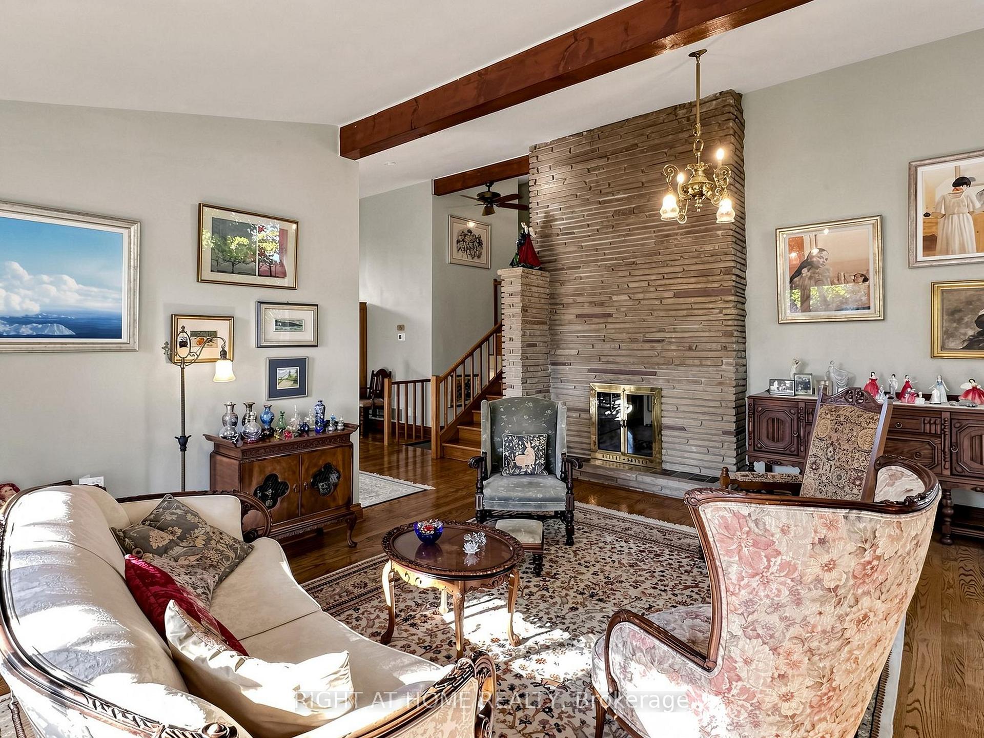 Photo 25 of 4 Grovetree Road, Etobicoke, Thistletown-Beaumonde Heights — HOMEH