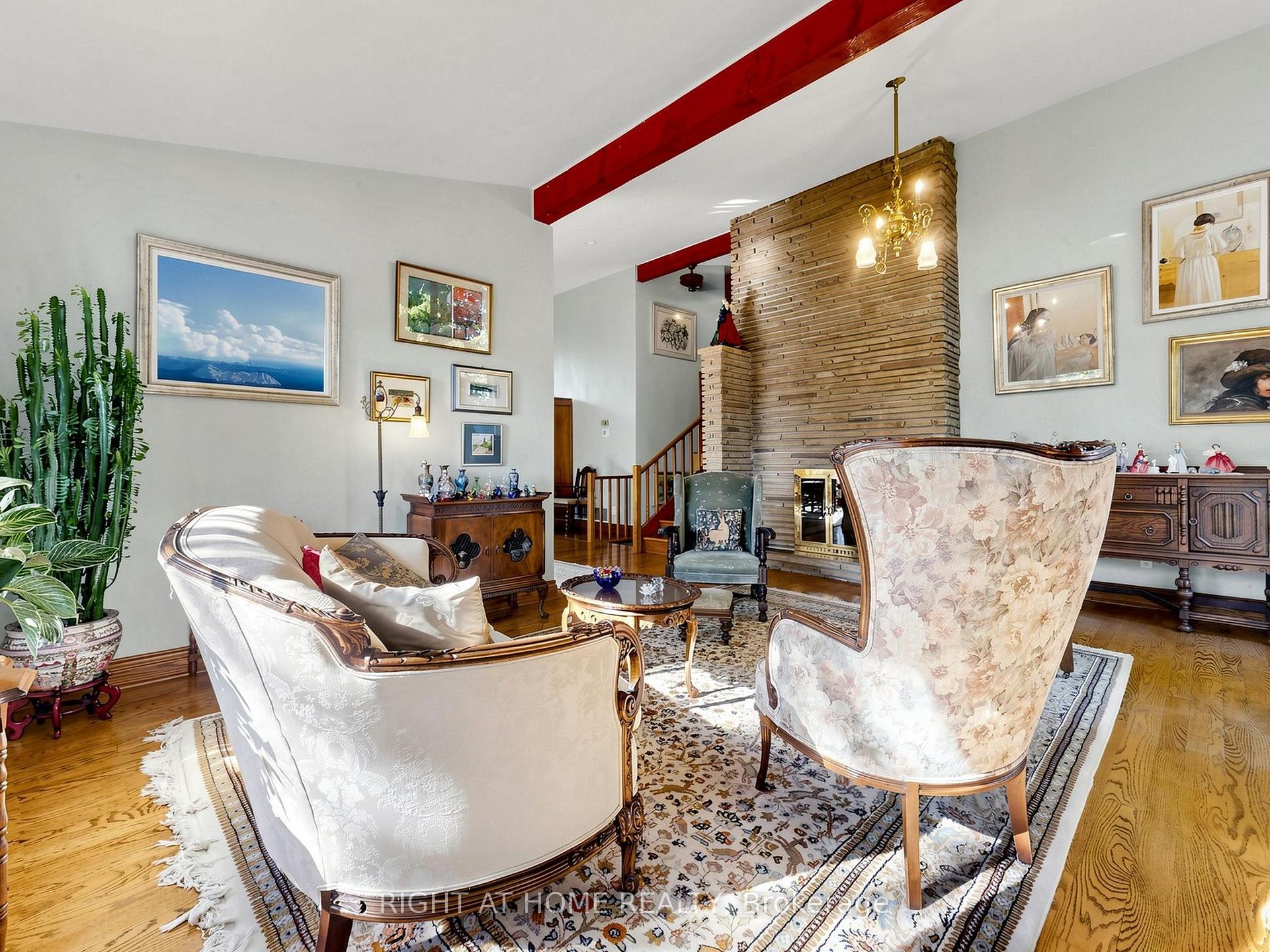 Photo 27 of 4 Grovetree Road, Etobicoke, Thistletown-Beaumonde Heights — HOMEH