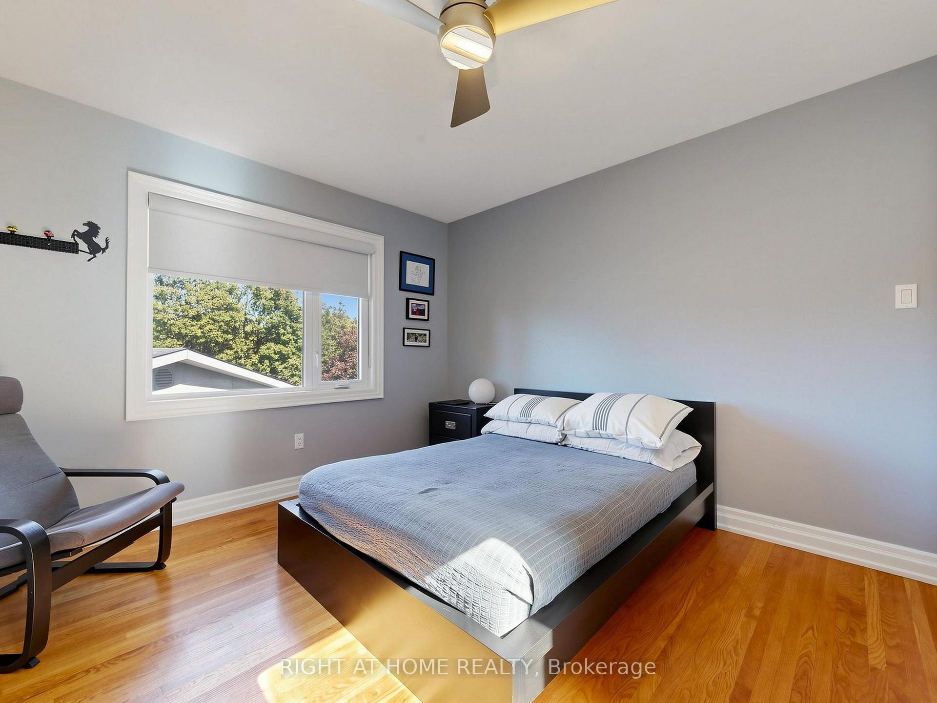 Photo 30 of 4 Grovetree Road, Etobicoke, Thistletown-Beaumonde Heights — HOMEH