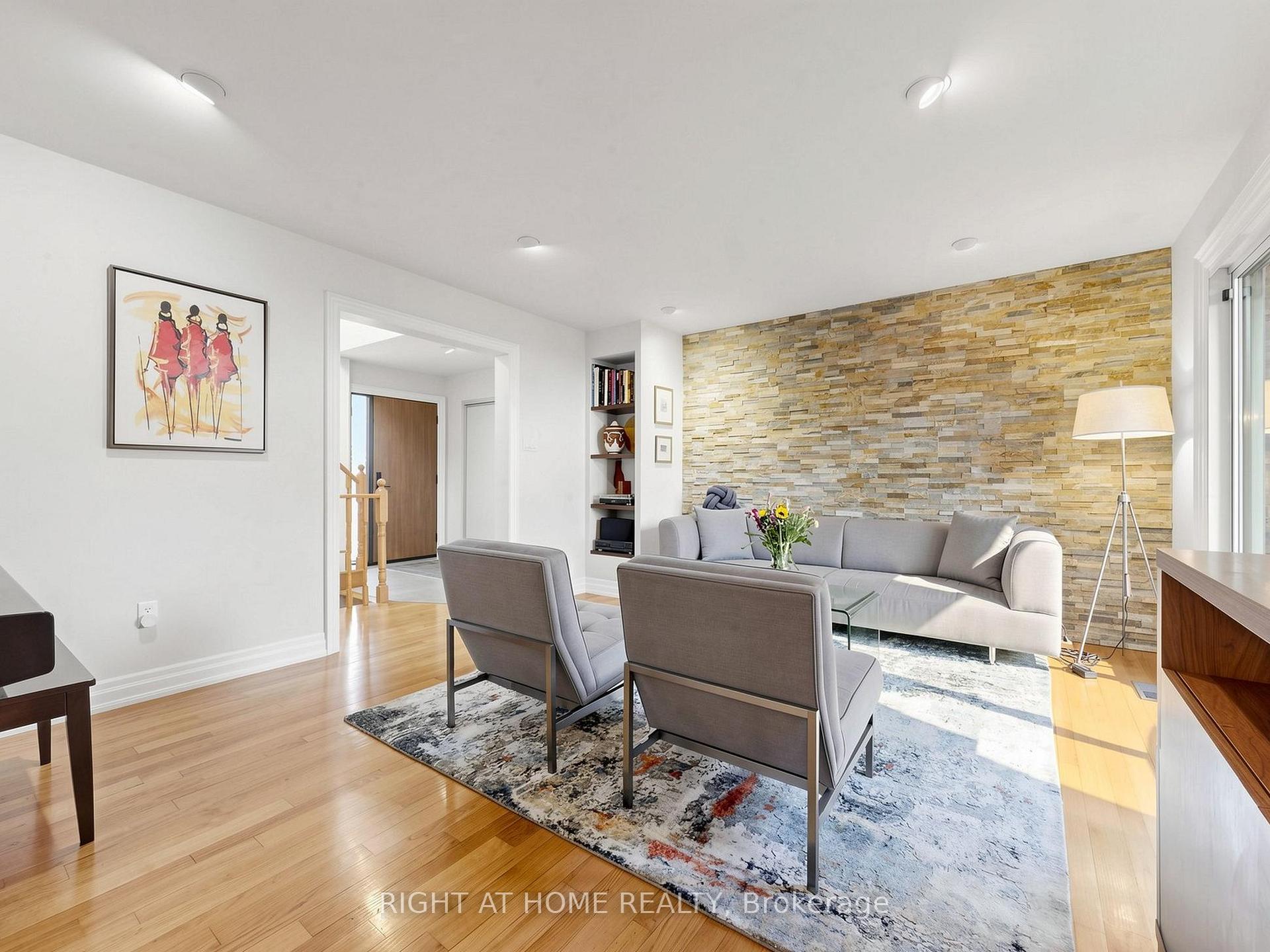Photo 44 of 4 Grovetree Road, Etobicoke, Thistletown-Beaumonde Heights — HOMEH