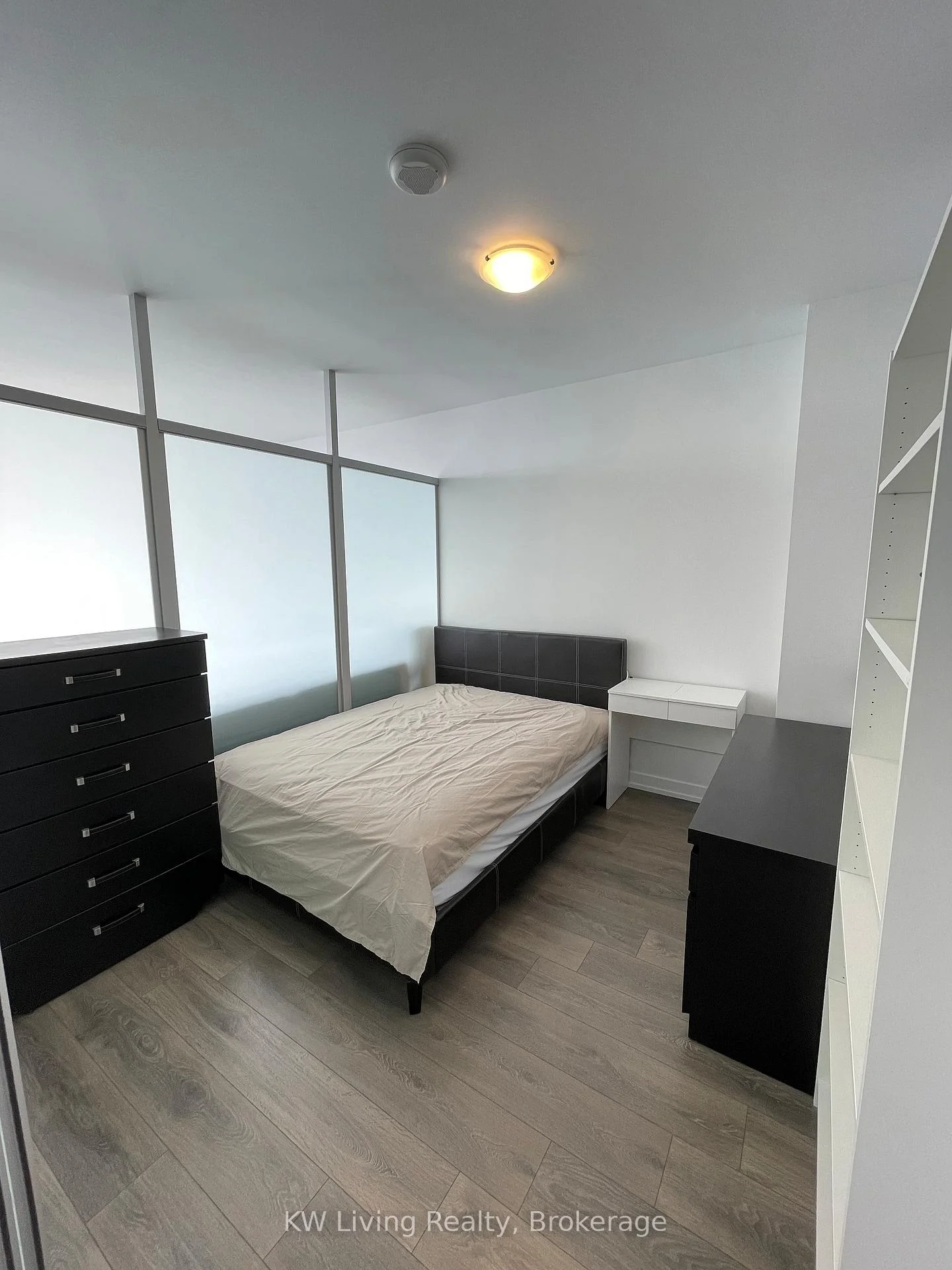 Photo 10 of Unit Ph301, 426 University Avenue, Toronto, Kensington-Chinatown — HOMEH