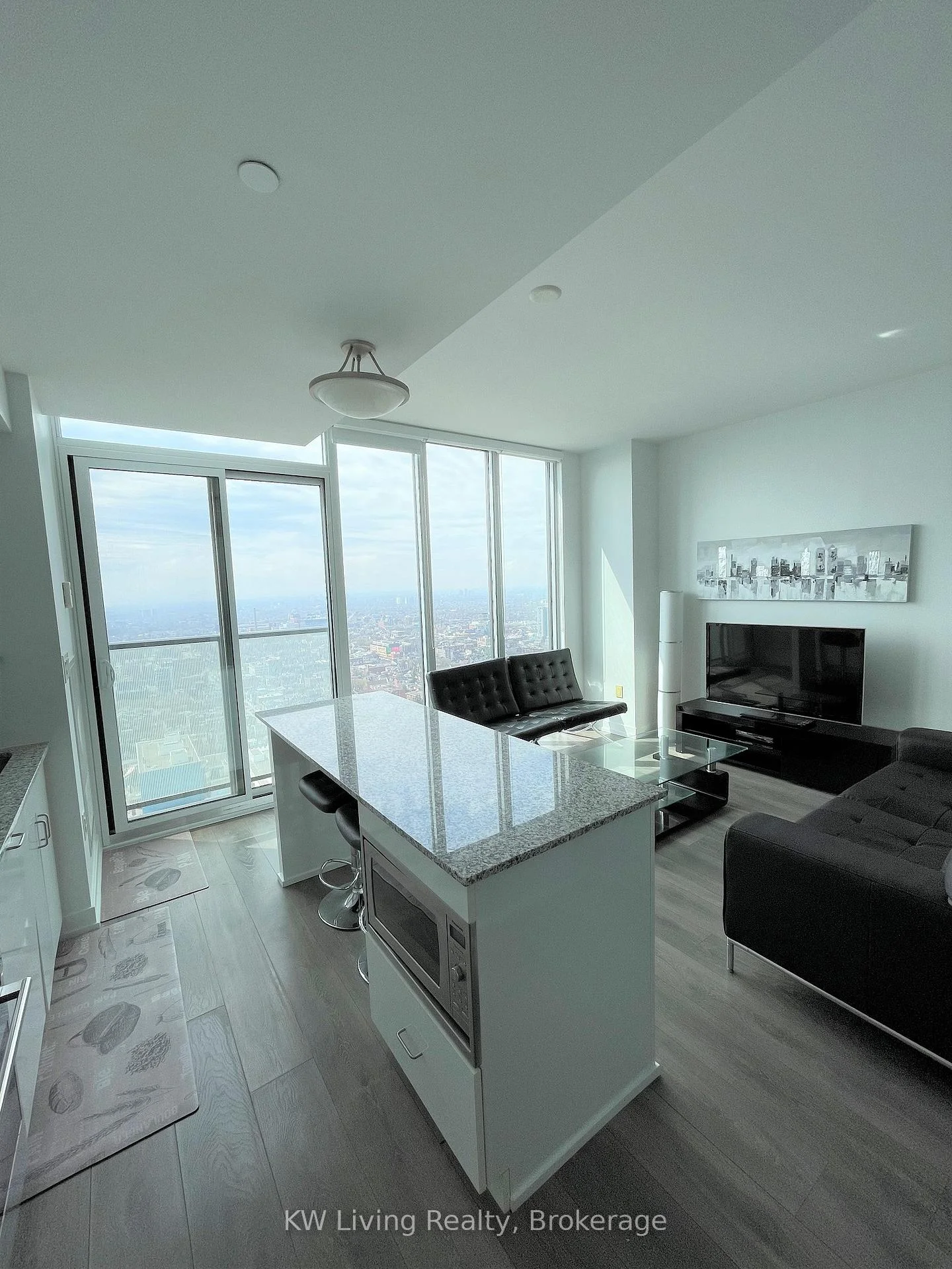 Photo 24 of Unit Ph301, 426 University Avenue, Toronto, Kensington-Chinatown — HOMEH