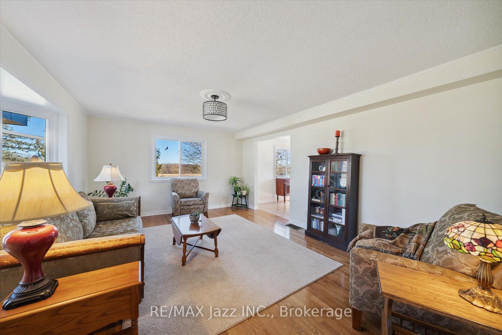 Photo 5 of 8733 Leskard Road, Clarington, Rural Clarington — HOMEH