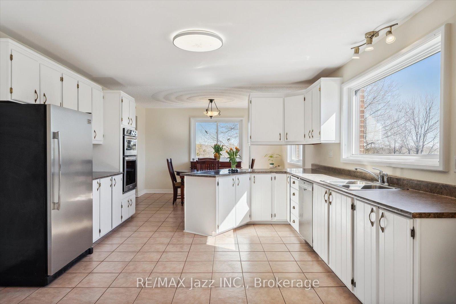 Photo 10 of 8733 Leskard Road, Clarington, Rural Clarington — HOMEH