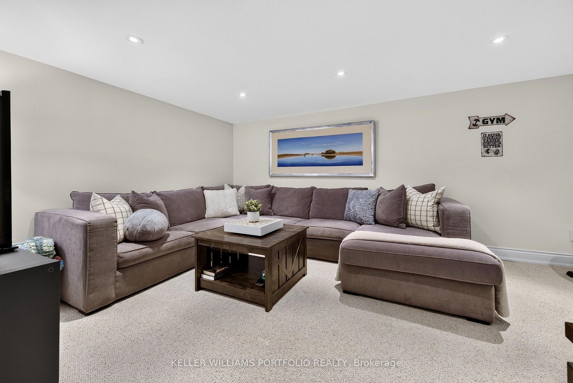 Photo 35 of 5 Northampton Drive, Etobicoke, Islington-City Centre West — HOMEH