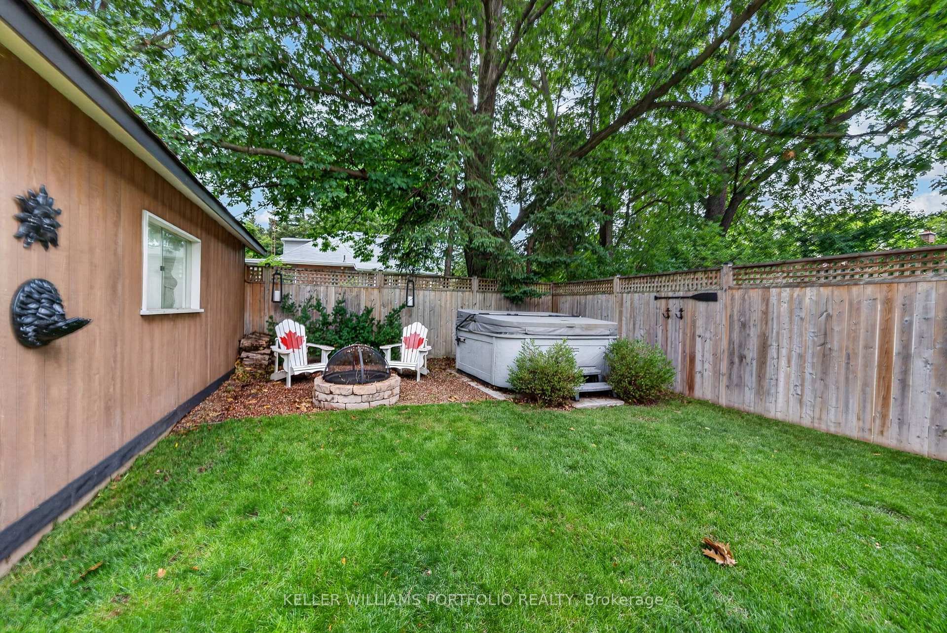 Photo 44 of 5 Northampton Drive, Etobicoke, Islington-City Centre West — HOMEH