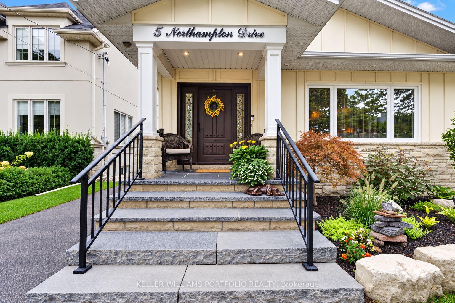 Photo 48 of 5 Northampton Drive, Etobicoke, Islington-City Centre West — HOMEH