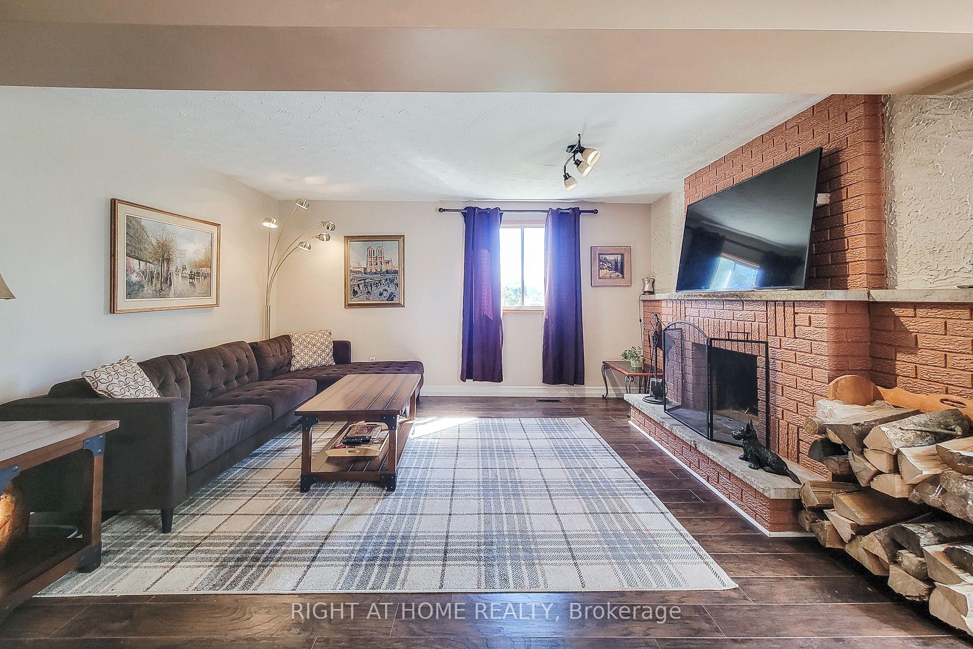 Photo 14 of 8 Hunter Road, Grimsby, Grimsby West — HOMEH