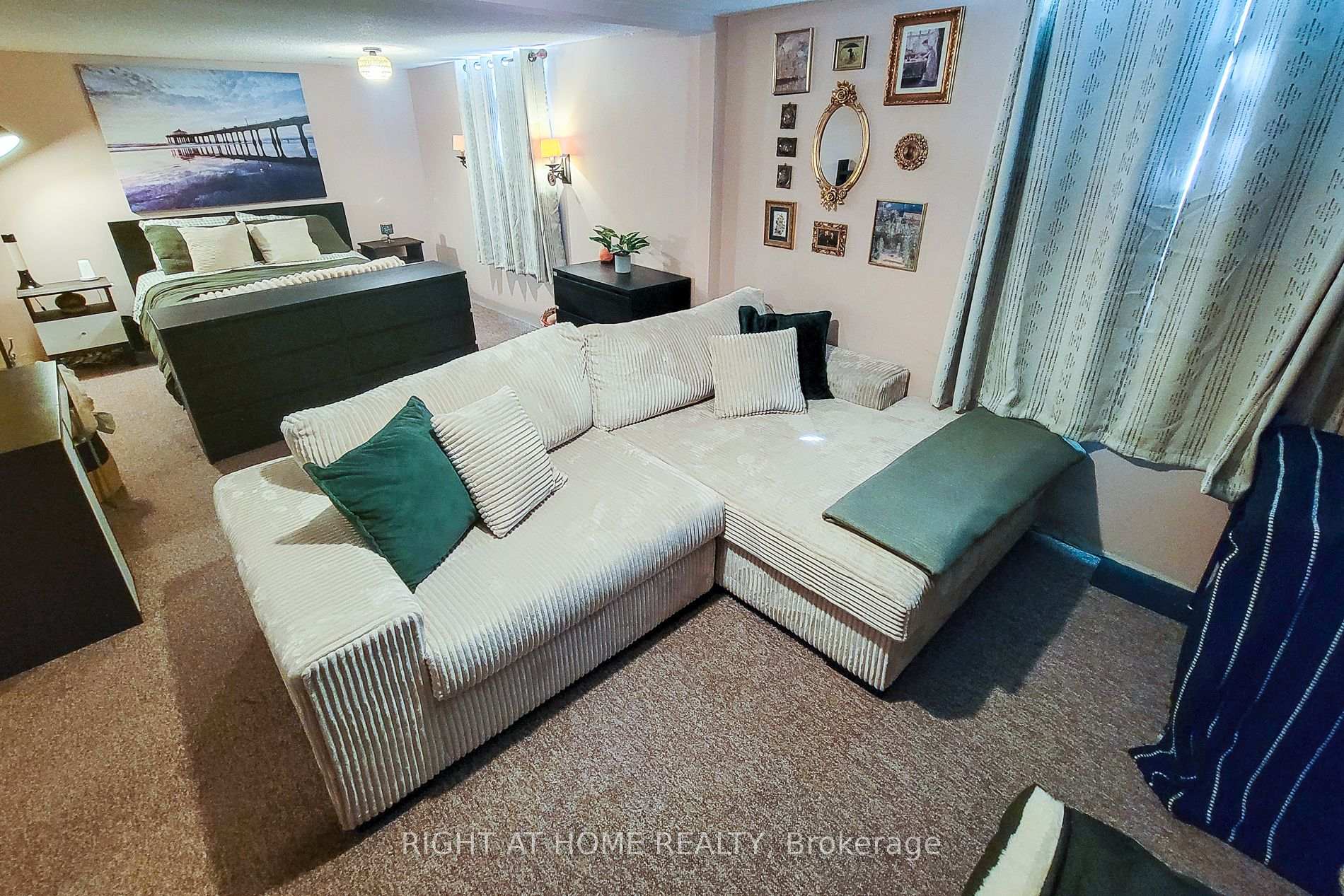 Photo 28 of 8 Hunter Road, Grimsby, Grimsby West — HOMEH