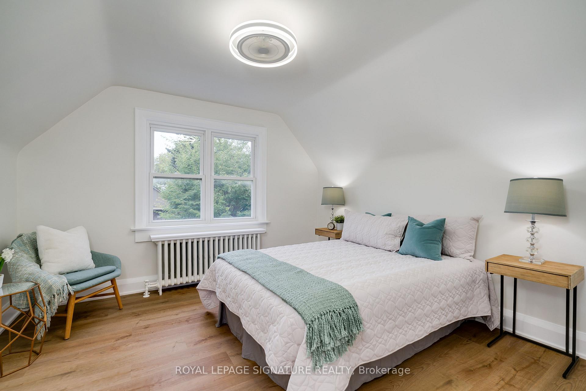 Photo 8 of 14 Sutherland Avenue, Toronto, Crescent Town — HOMEH