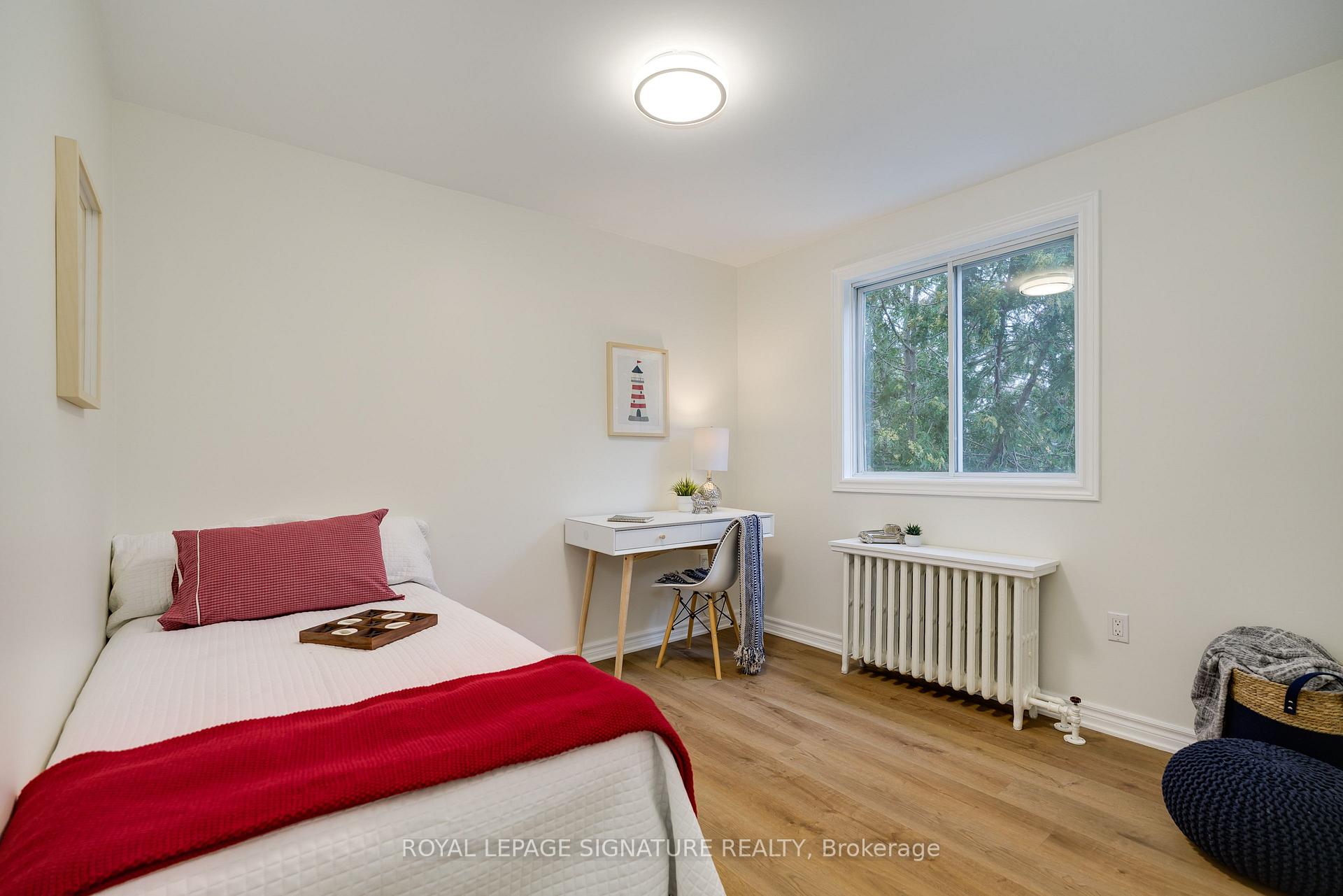 Photo 11 of 14 Sutherland Avenue, Toronto, Crescent Town — HOMEH