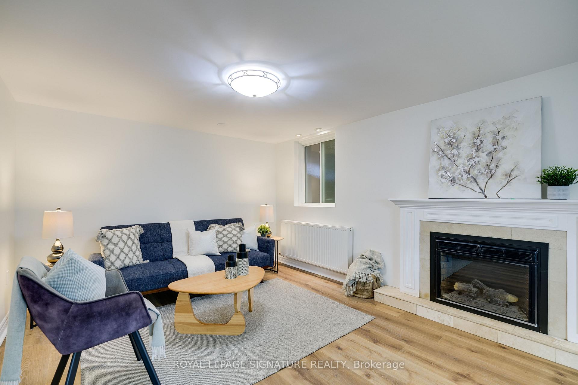Photo 14 of 14 Sutherland Avenue, Toronto, Crescent Town — HOMEH