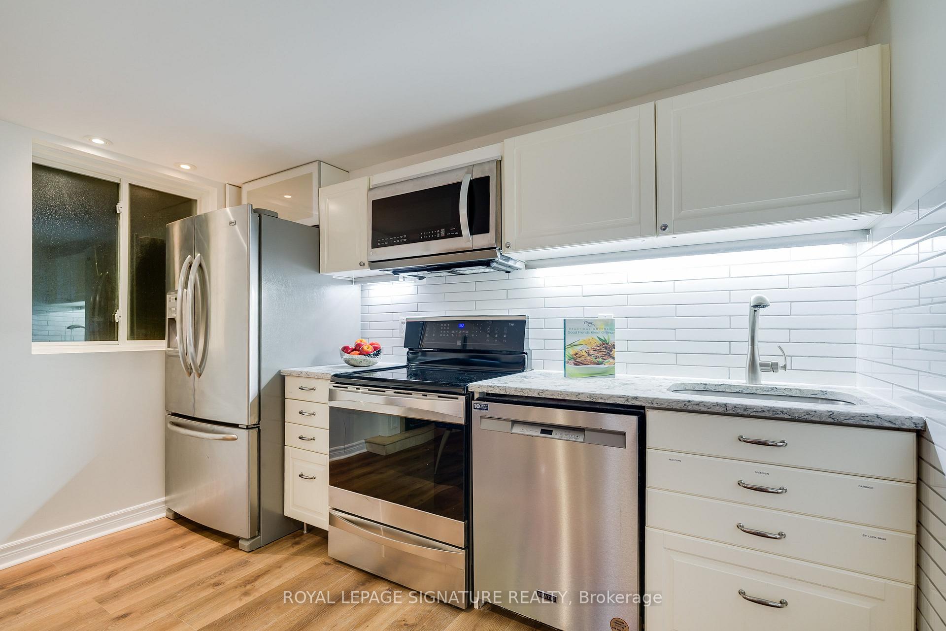 Photo 16 of 14 Sutherland Avenue, Toronto, Crescent Town — HOMEH