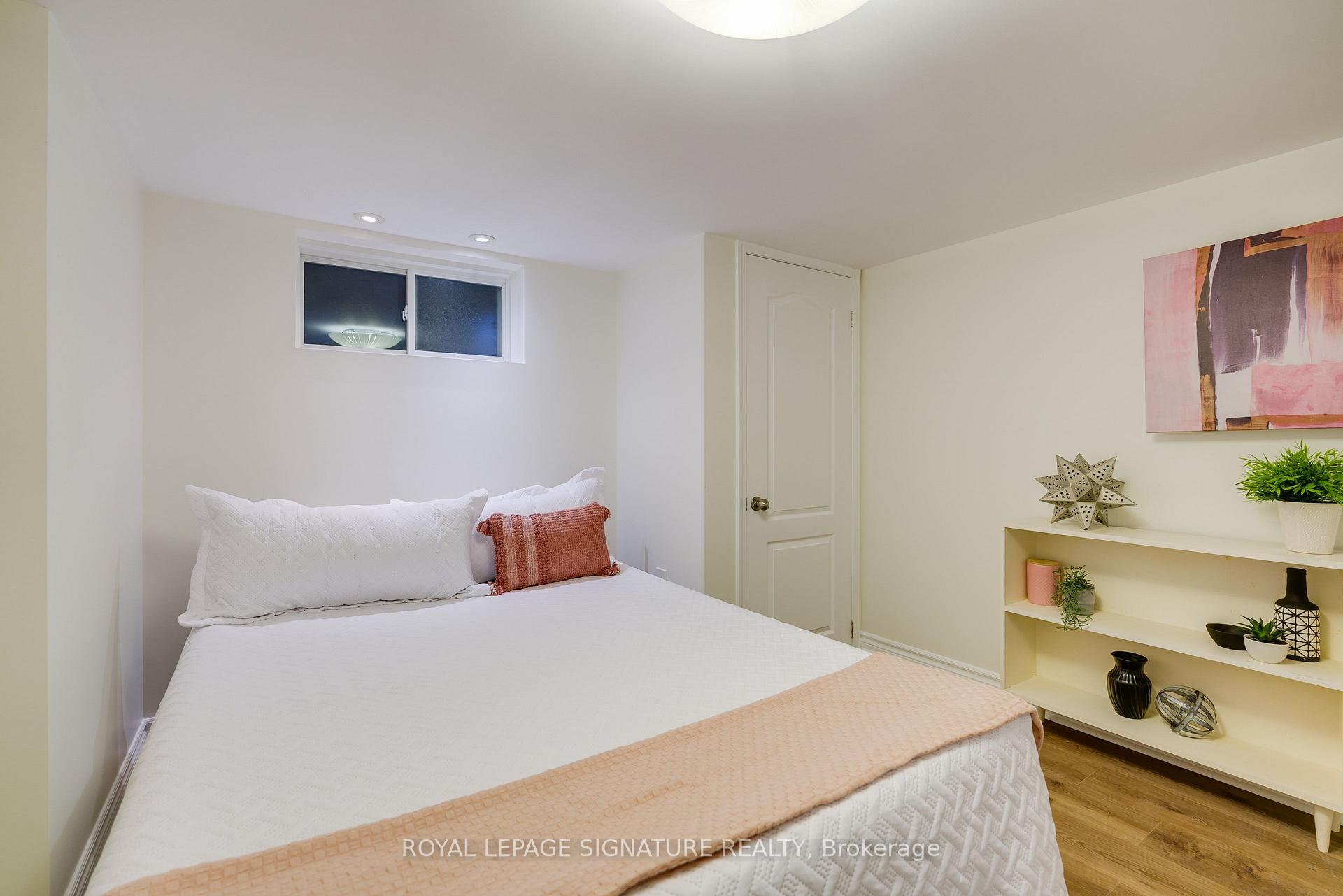 Photo 18 of 14 Sutherland Avenue, Toronto, Crescent Town — HOMEH