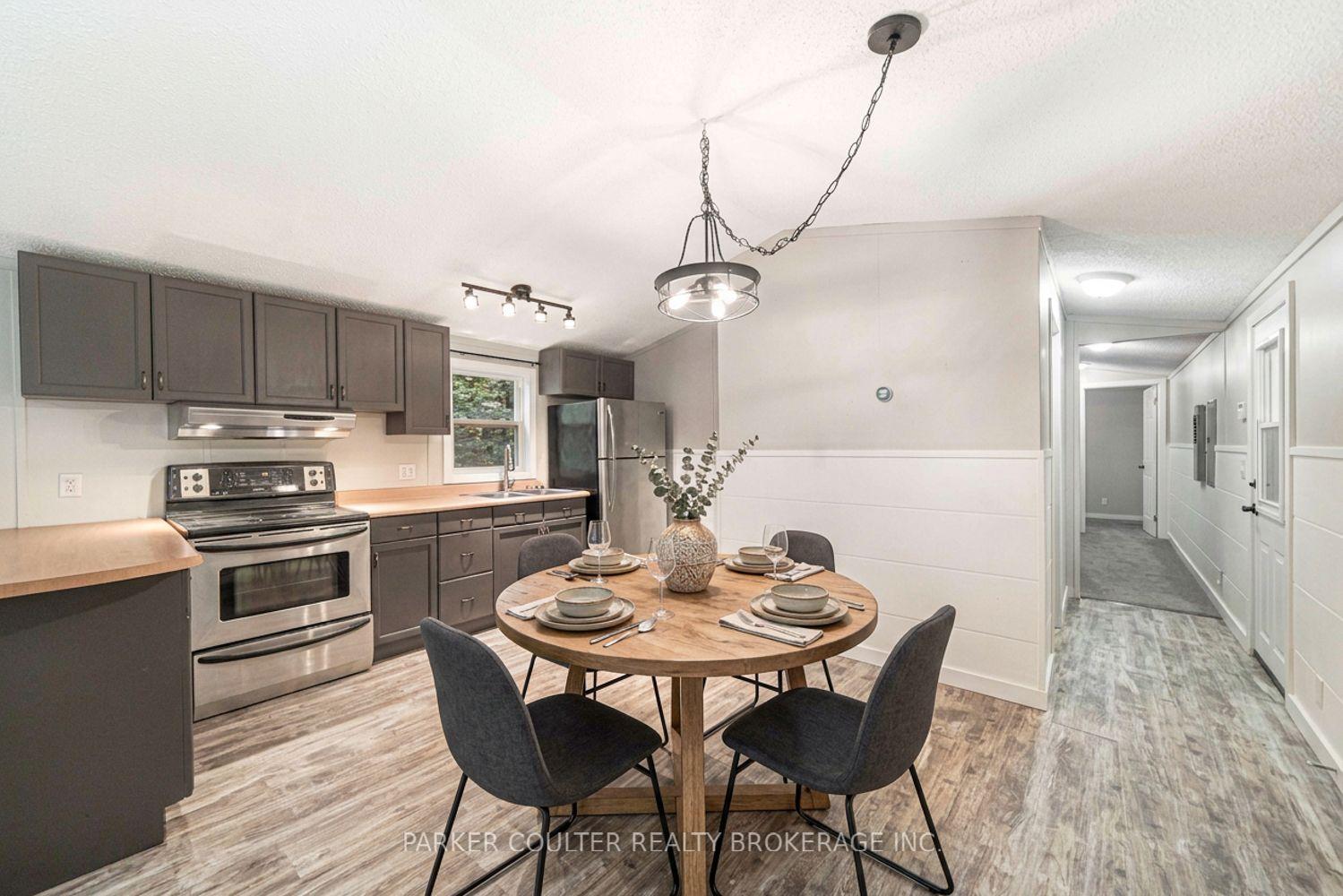 Photo 10 of 327 Echo Ridge Road, Kearney — HOMEH
