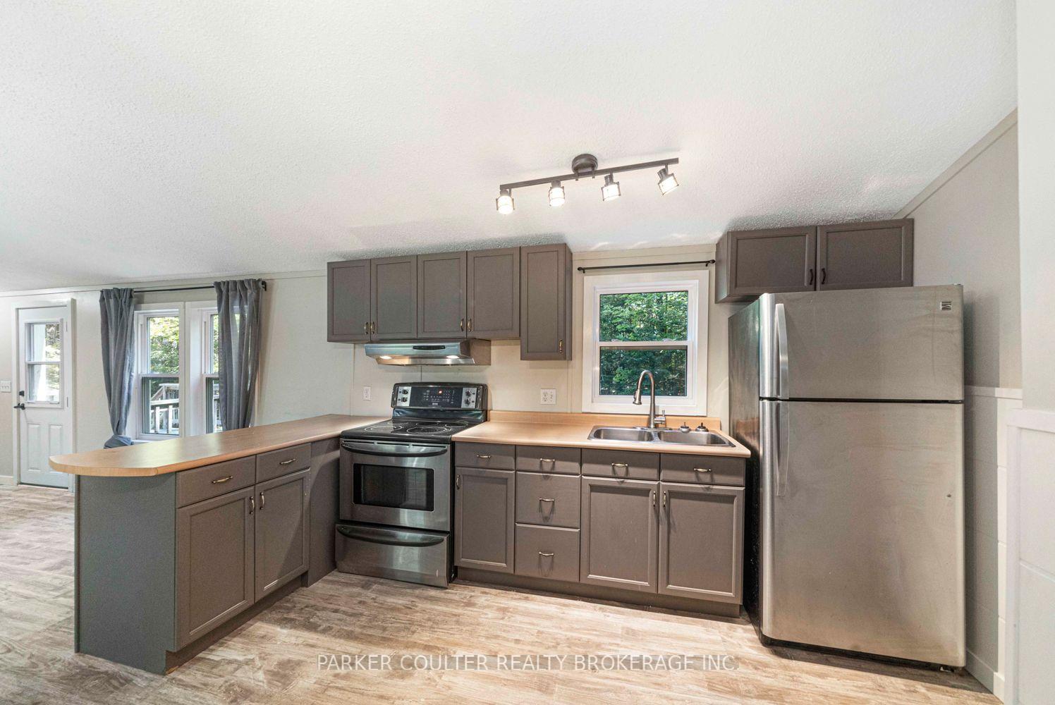 Photo 12 of 327 Echo Ridge Road, Kearney — HOMEH