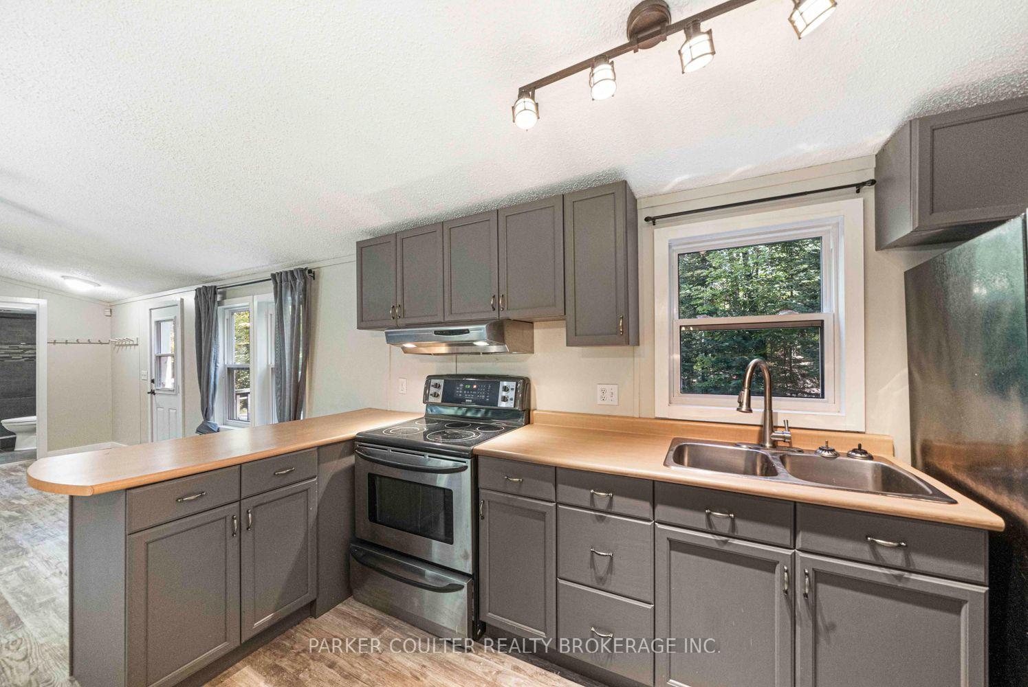 Photo 13 of 327 Echo Ridge Road, Kearney — HOMEH