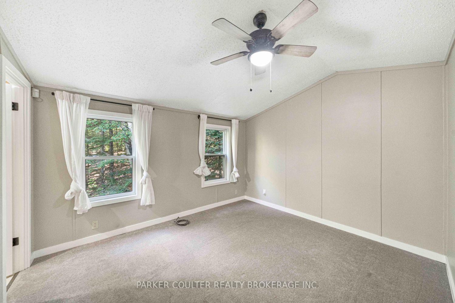 Photo 17 of 327 Echo Ridge Road, Kearney — HOMEH