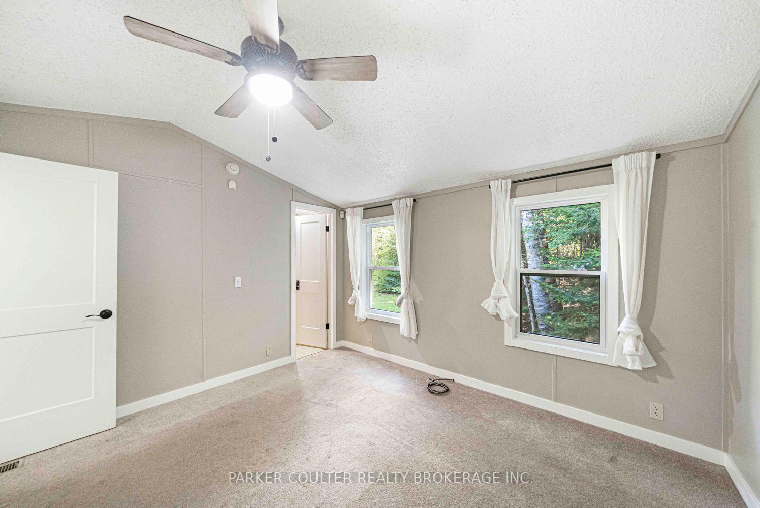 Photo 19 of 327 Echo Ridge Road, Kearney — HOMEH