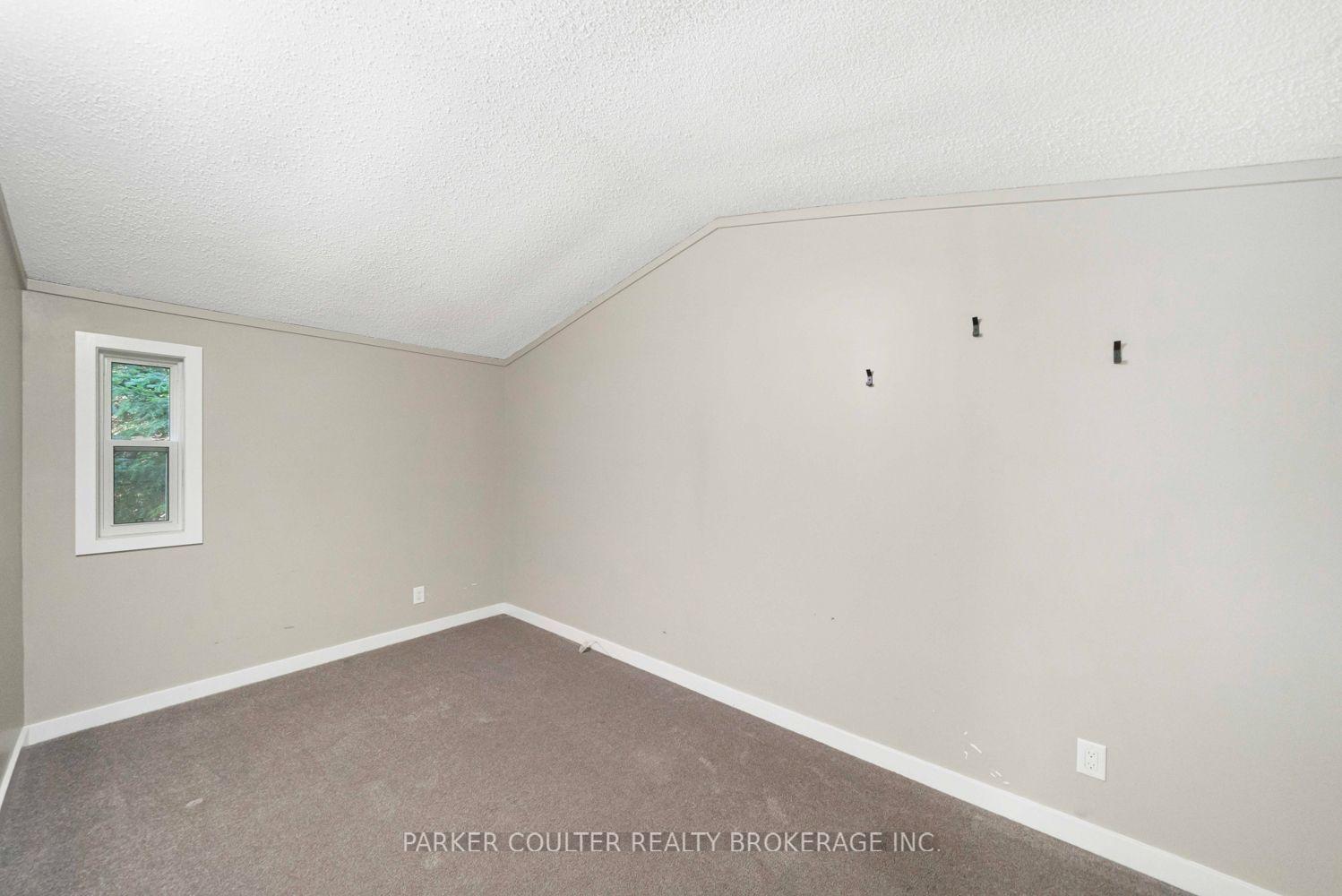 Photo 20 of 327 Echo Ridge Road, Kearney — HOMEH