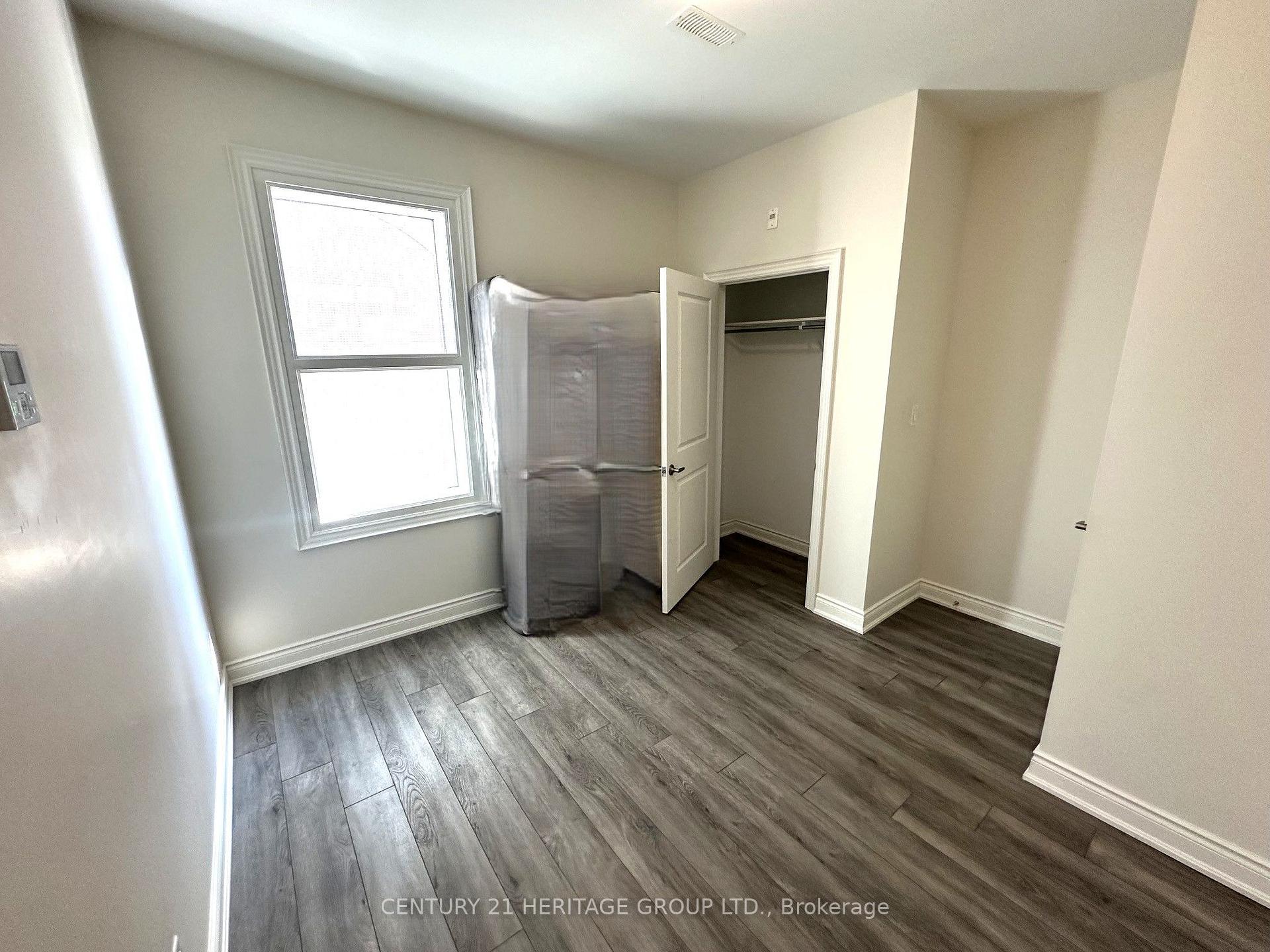 Photo 10 of Unit 201, 130 Dunlop Street E, Barrie, City Centre — HOMEH