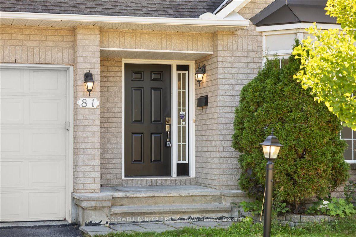Photo 4 of 81 Baypointe Crescent, Ottawa, Barrhaven East — HOMEH