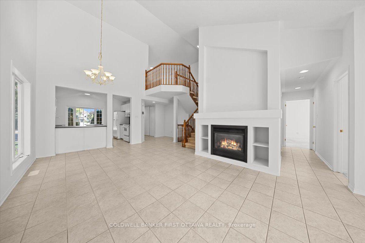 Photo 10 of 81 Baypointe Crescent, Ottawa, Barrhaven East — HOMEH