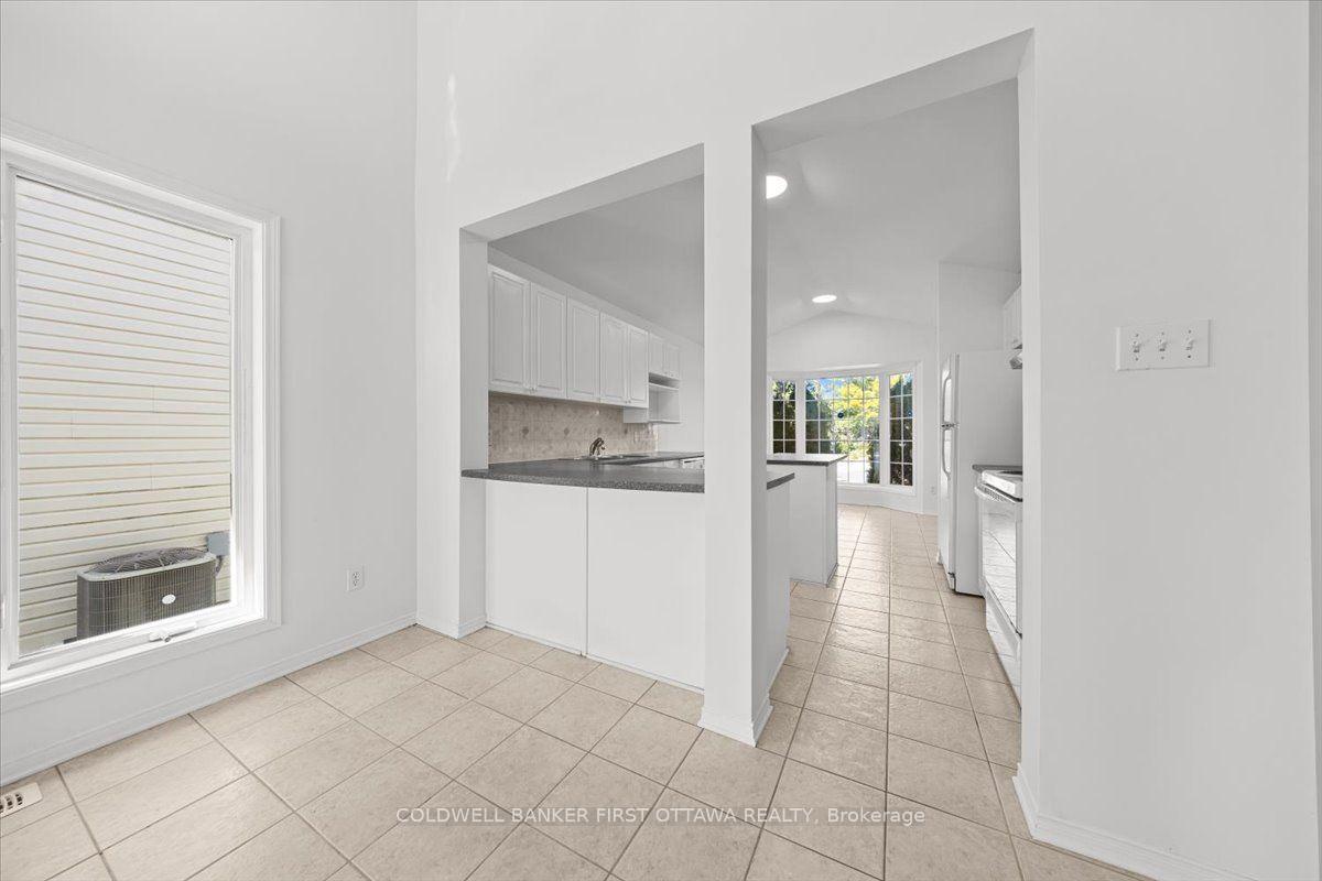 Photo 26 of 81 Baypointe Crescent, Ottawa, Barrhaven East — HOMEH