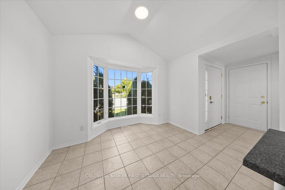 Photo 31 of 81 Baypointe Crescent, Ottawa, Barrhaven East — HOMEH