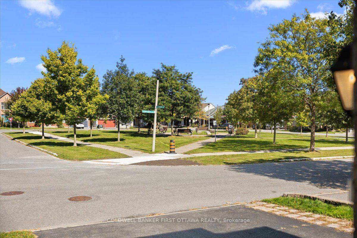 Photo 44 of 81 Baypointe Crescent, Ottawa, Barrhaven East — HOMEH