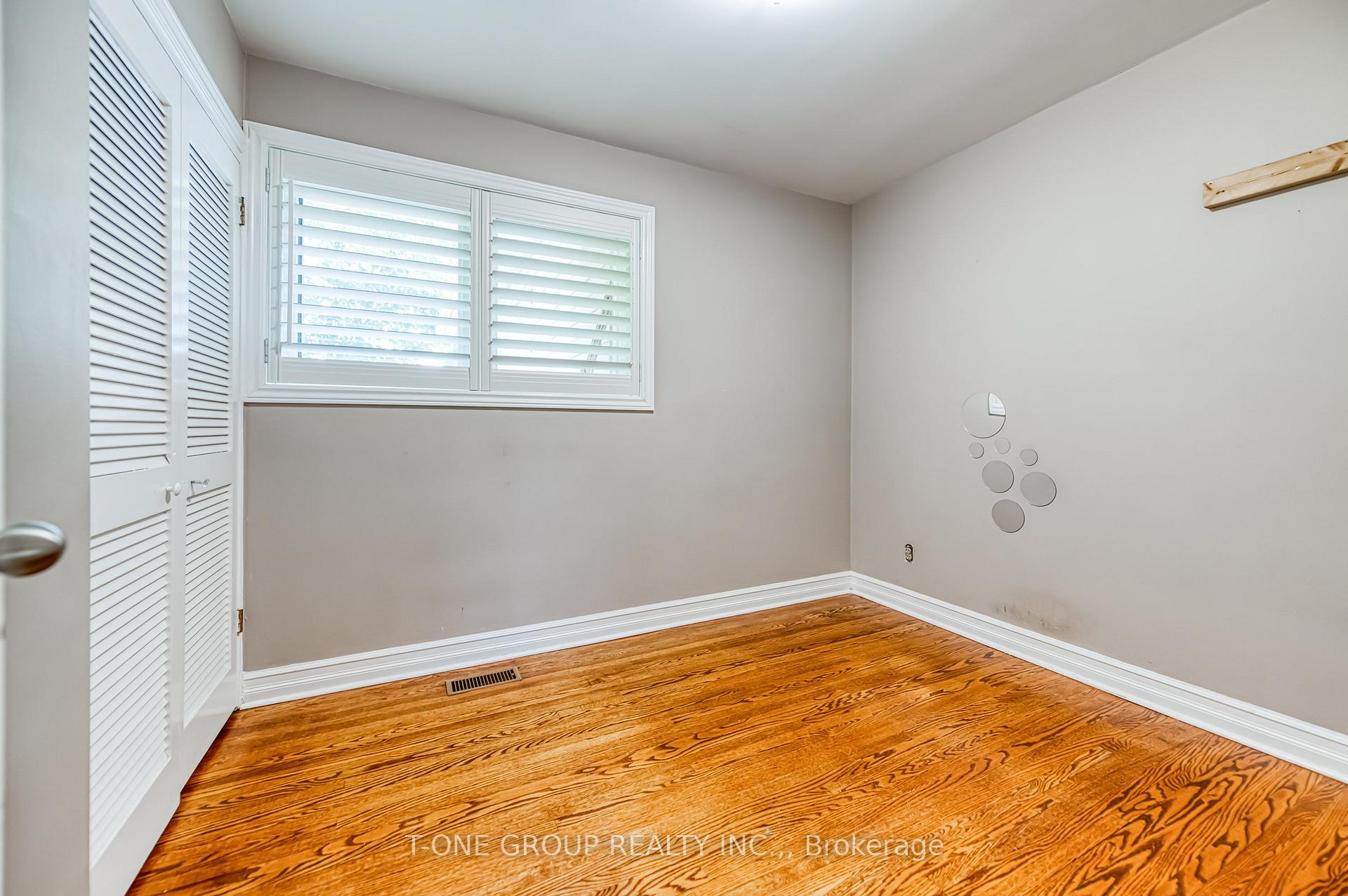 Photo 10 of 64 Hawkridge Avenue, Markham, Bullock — HOMEH