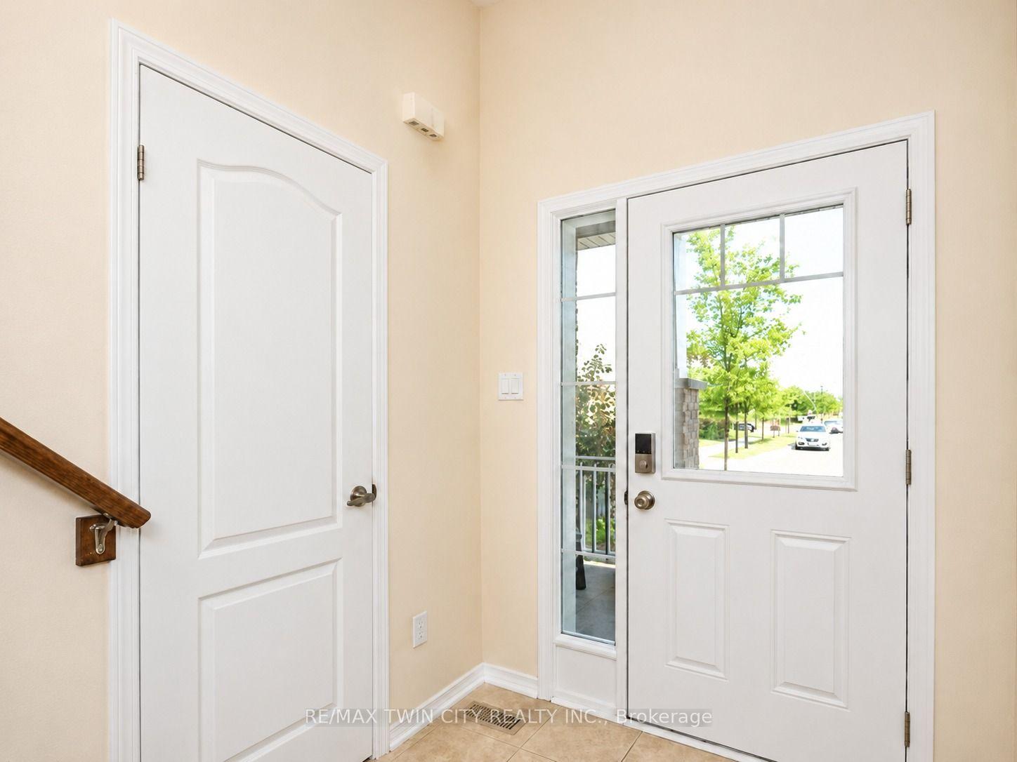 Photo 4 of Unit Upper, 78 Glenvista Drive, Kitchener, Rosenburg — HOMEH