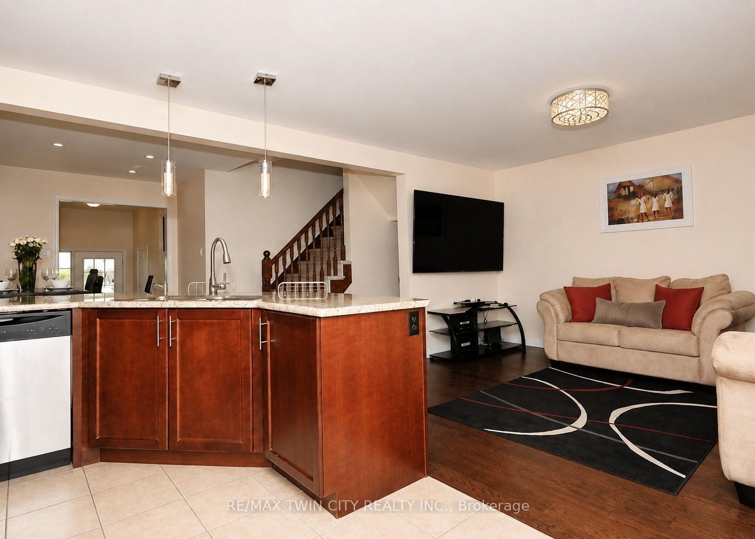 Photo 9 of Unit Upper, 78 Glenvista Drive, Kitchener, Rosenburg — HOMEH