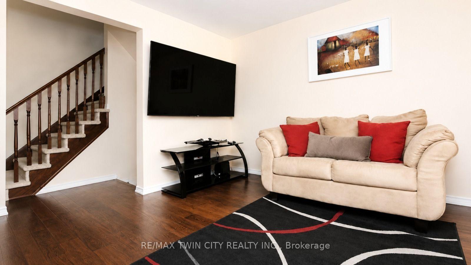 Photo 14 of Unit Upper, 78 Glenvista Drive, Kitchener, Rosenburg — HOMEH