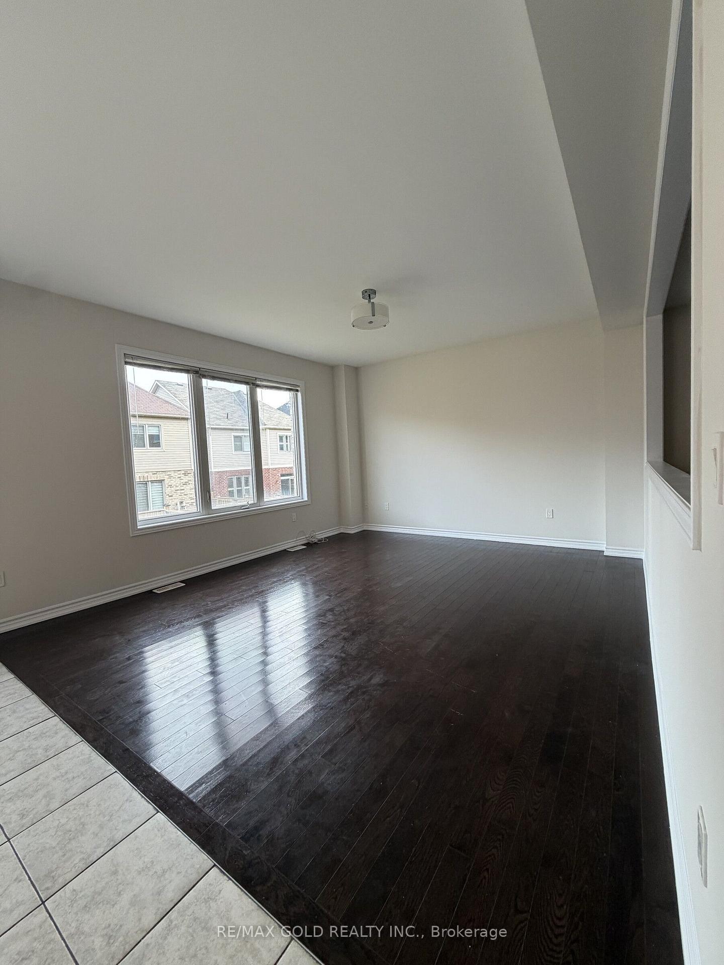 Photo 8 of 1243 Ronald Inche Drive, Oshawa, Taunton — HOMEH
