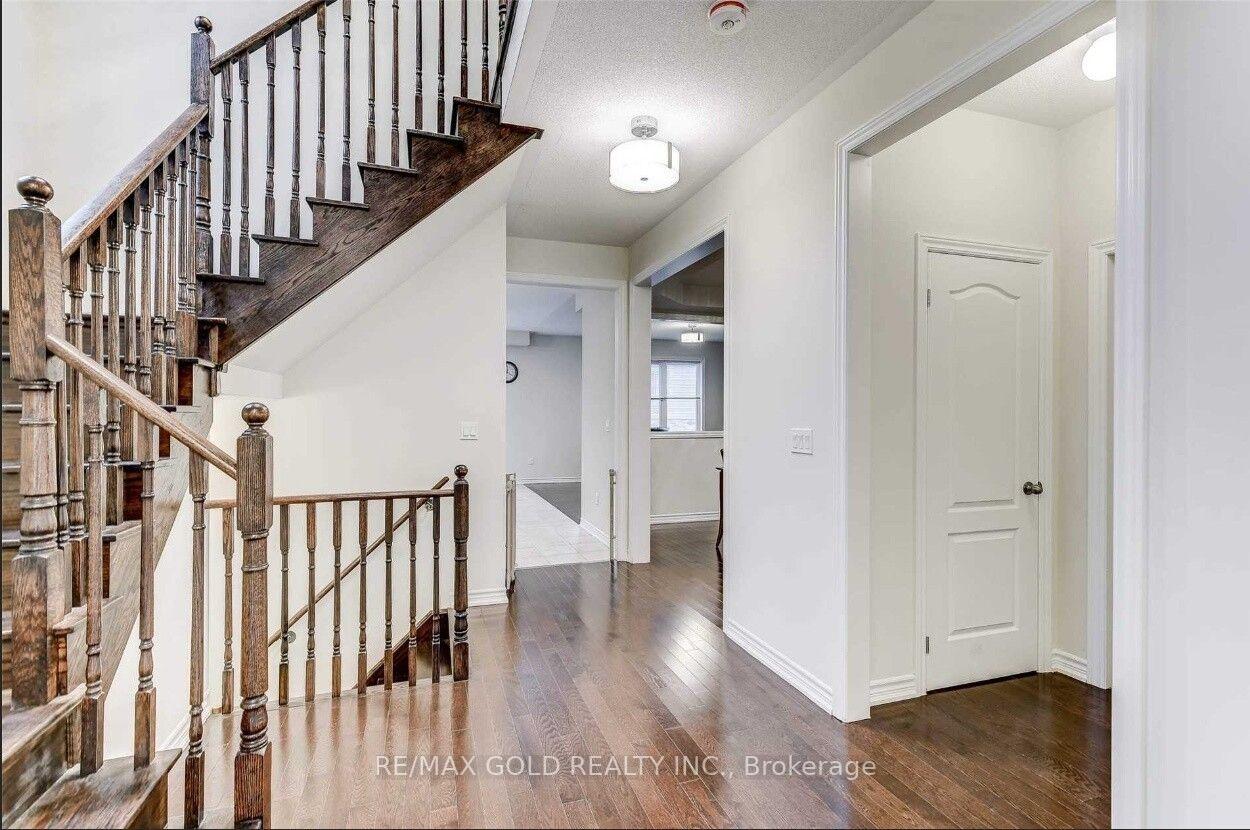 Photo 11 of 1243 Ronald Inche Drive, Oshawa, Taunton — HOMEH