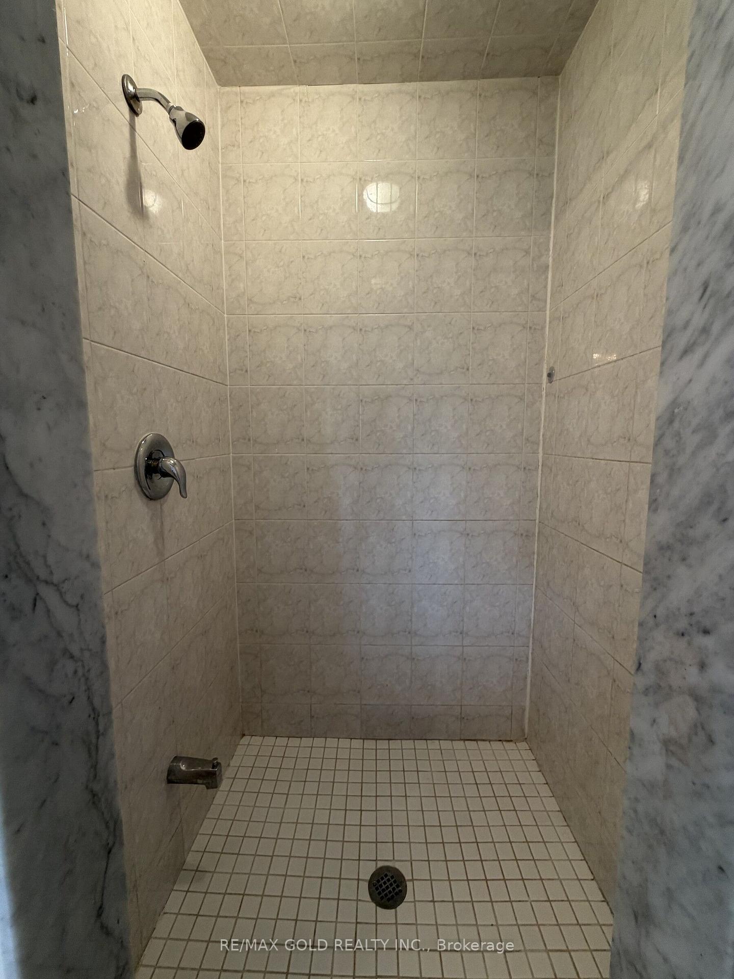 Photo 18 of 1243 Ronald Inche Drive, Oshawa, Taunton — HOMEH