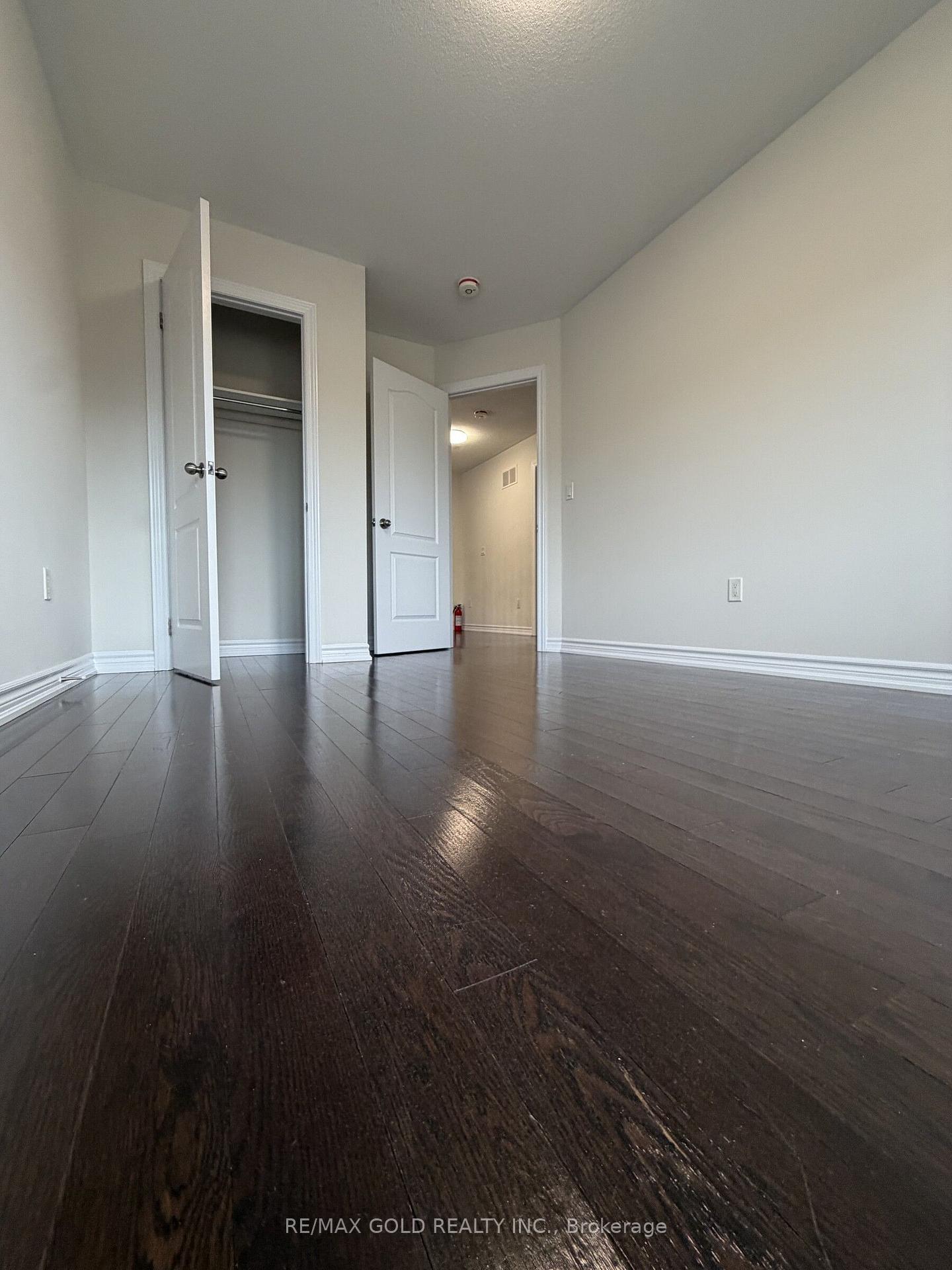 Photo 20 of 1243 Ronald Inche Drive, Oshawa, Taunton — HOMEH