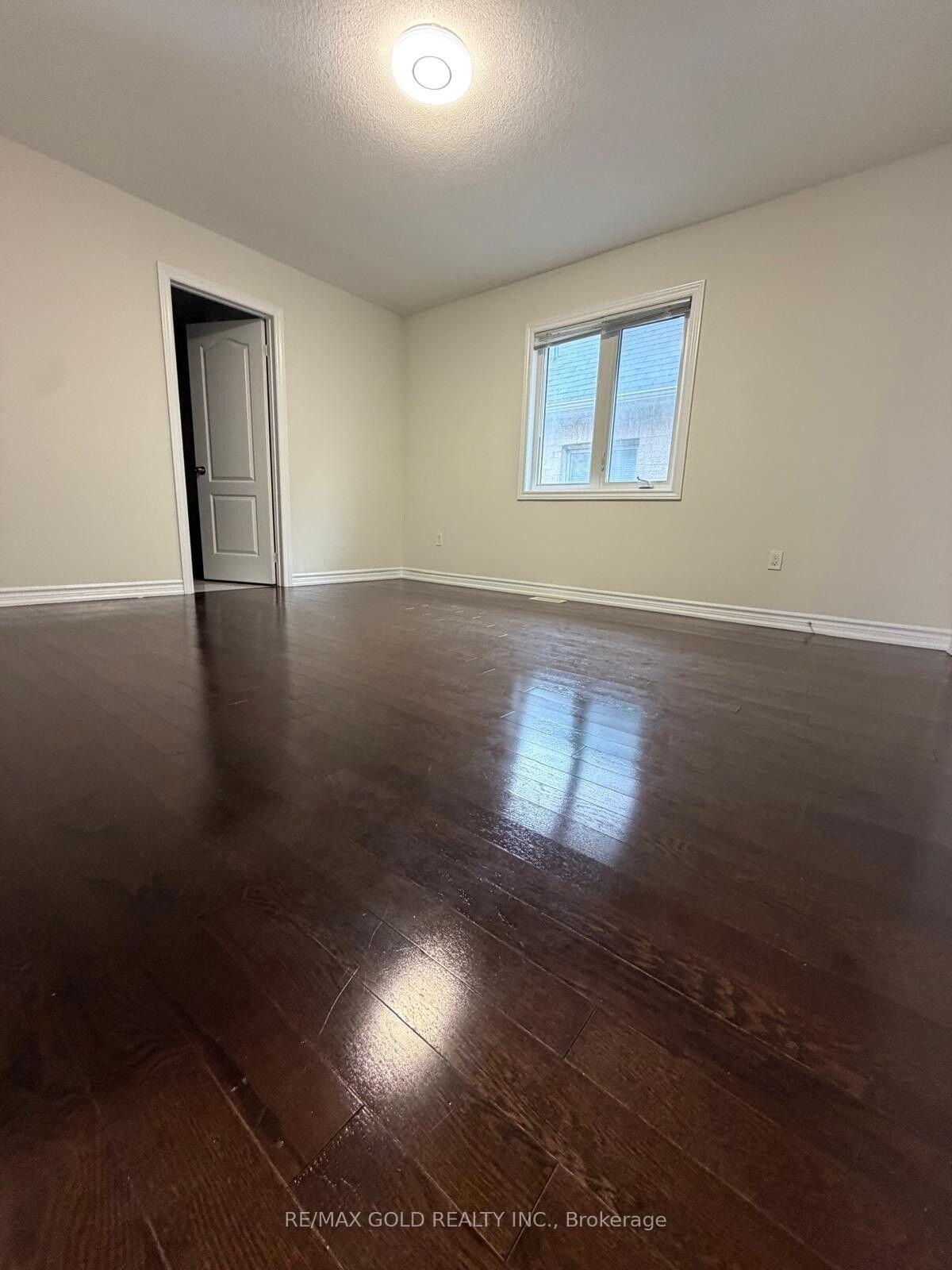 Photo 30 of 1243 Ronald Inche Drive, Oshawa, Taunton — HOMEH