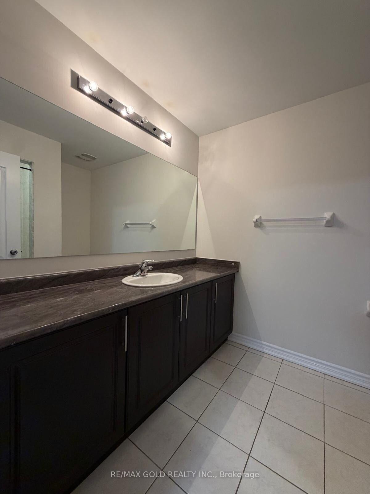 Photo 32 of 1243 Ronald Inche Drive, Oshawa, Taunton — HOMEH