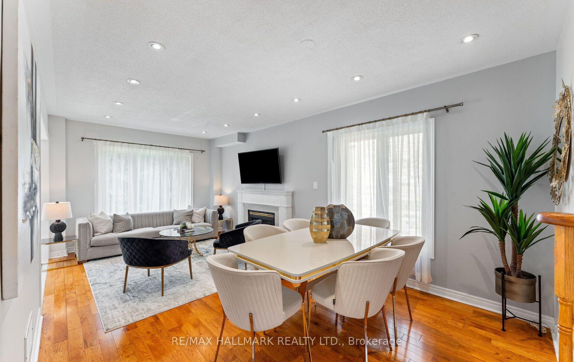 Photo 9 of 17 Rushingbrook Drive, Richmond Hill, Rouge Woods — HOMEH