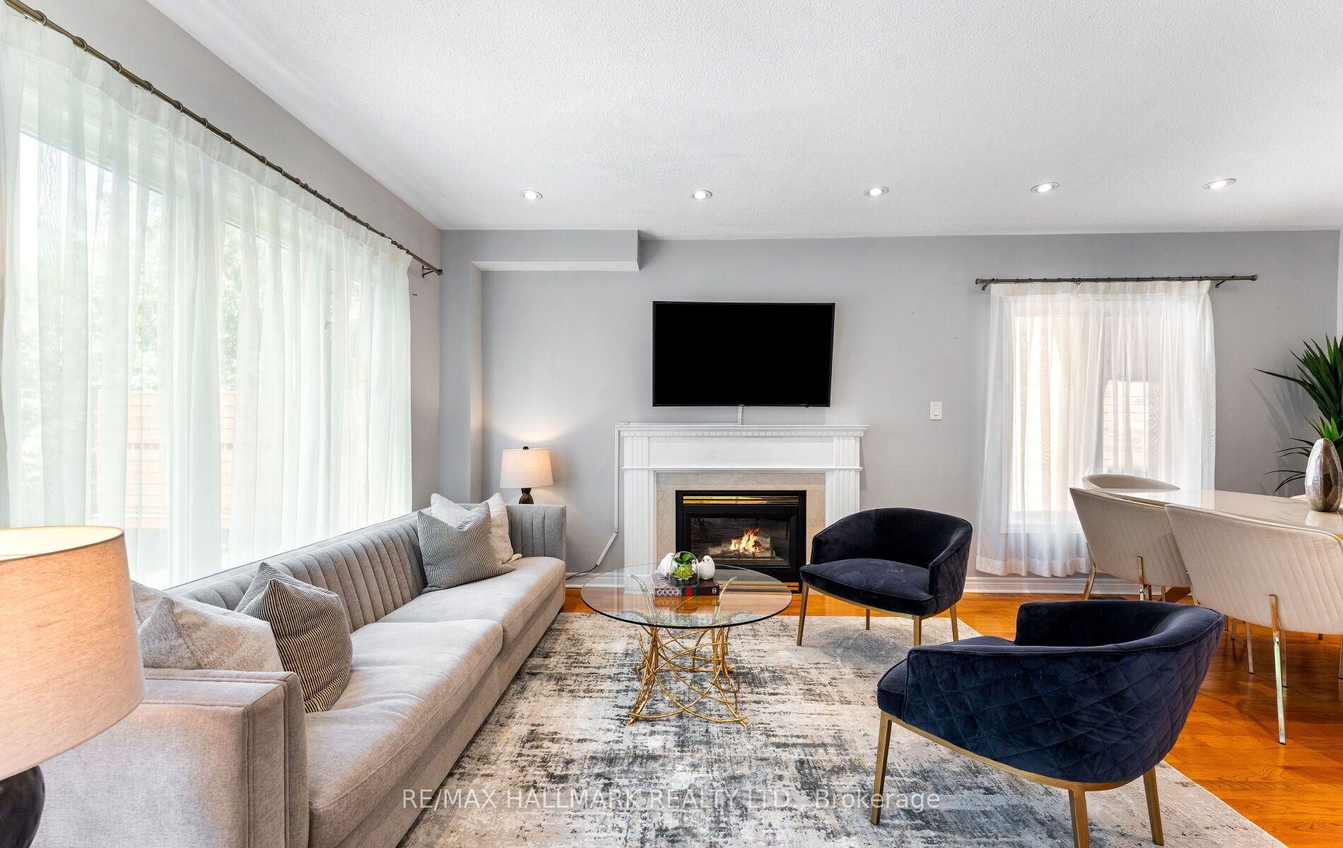 Photo 13 of 17 Rushingbrook Drive, Richmond Hill, Rouge Woods — HOMEH